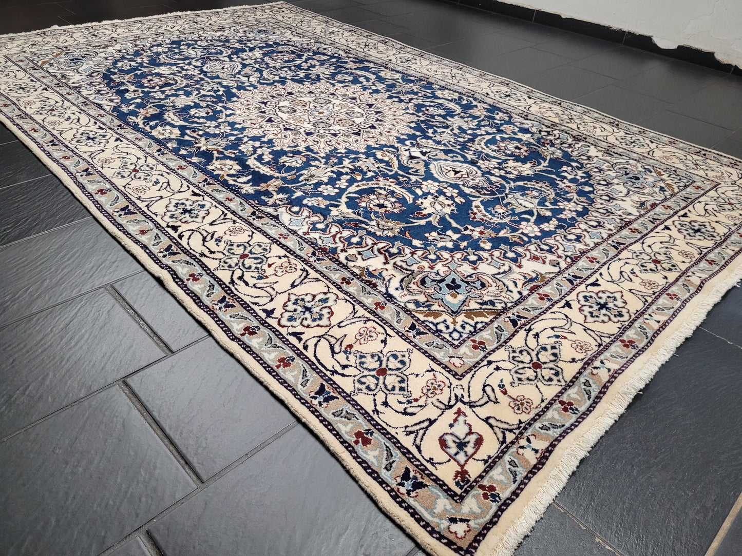 Nain Teppich 320x195 cm Wolle mit Seide feine Knüpfung