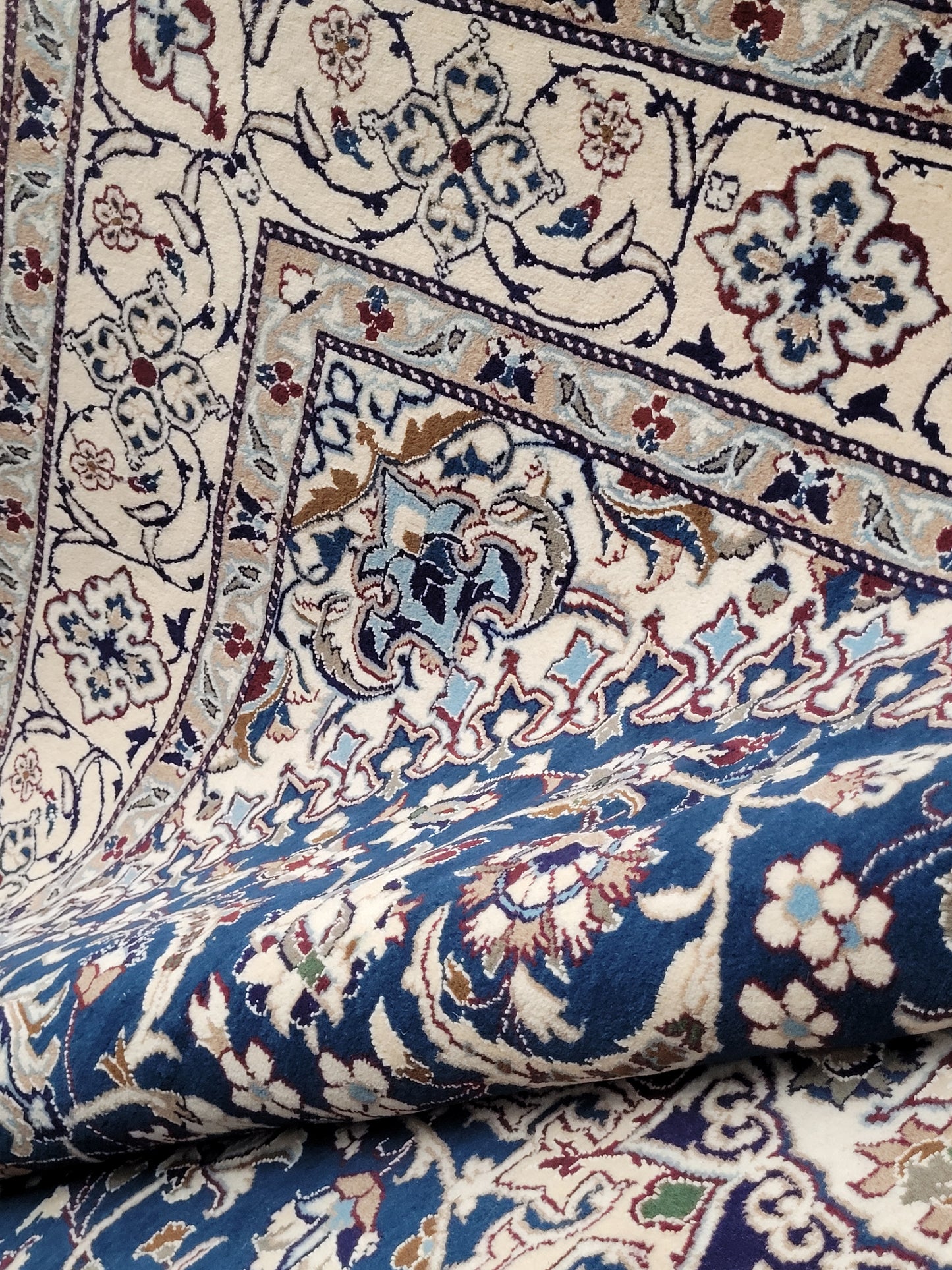 Nain Teppich 320x195 cm Wolle mit Seide feine Knüpfung