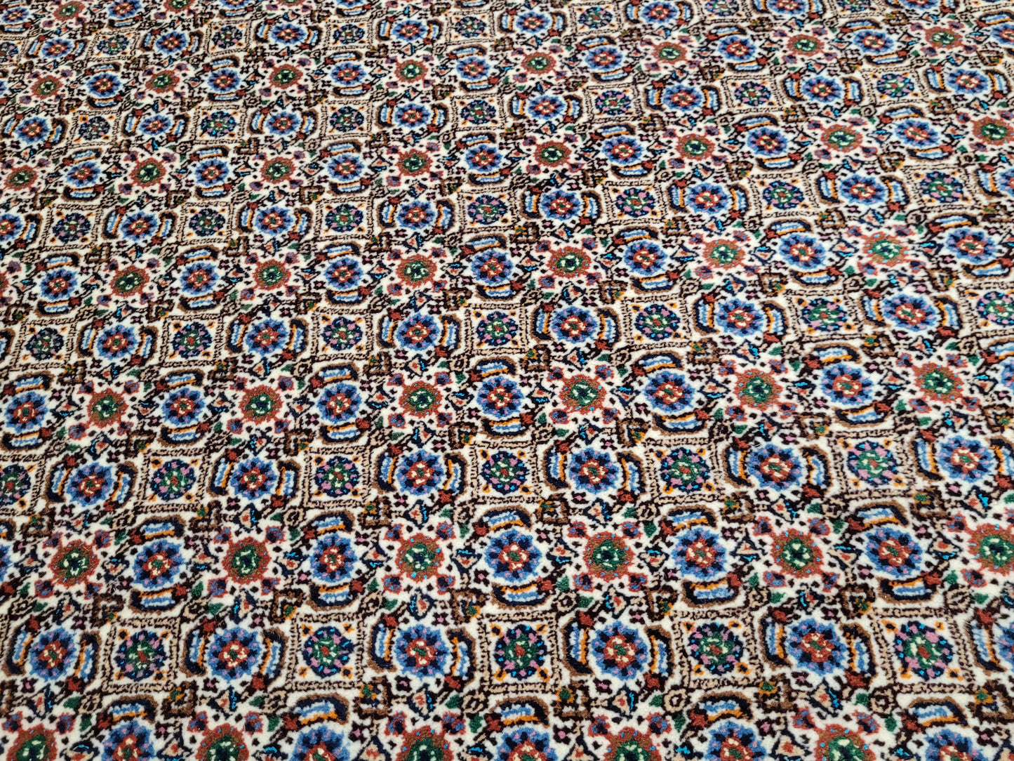 Moud Teppich 295x200 cm feine Wolle mit Seide Allover-Muster