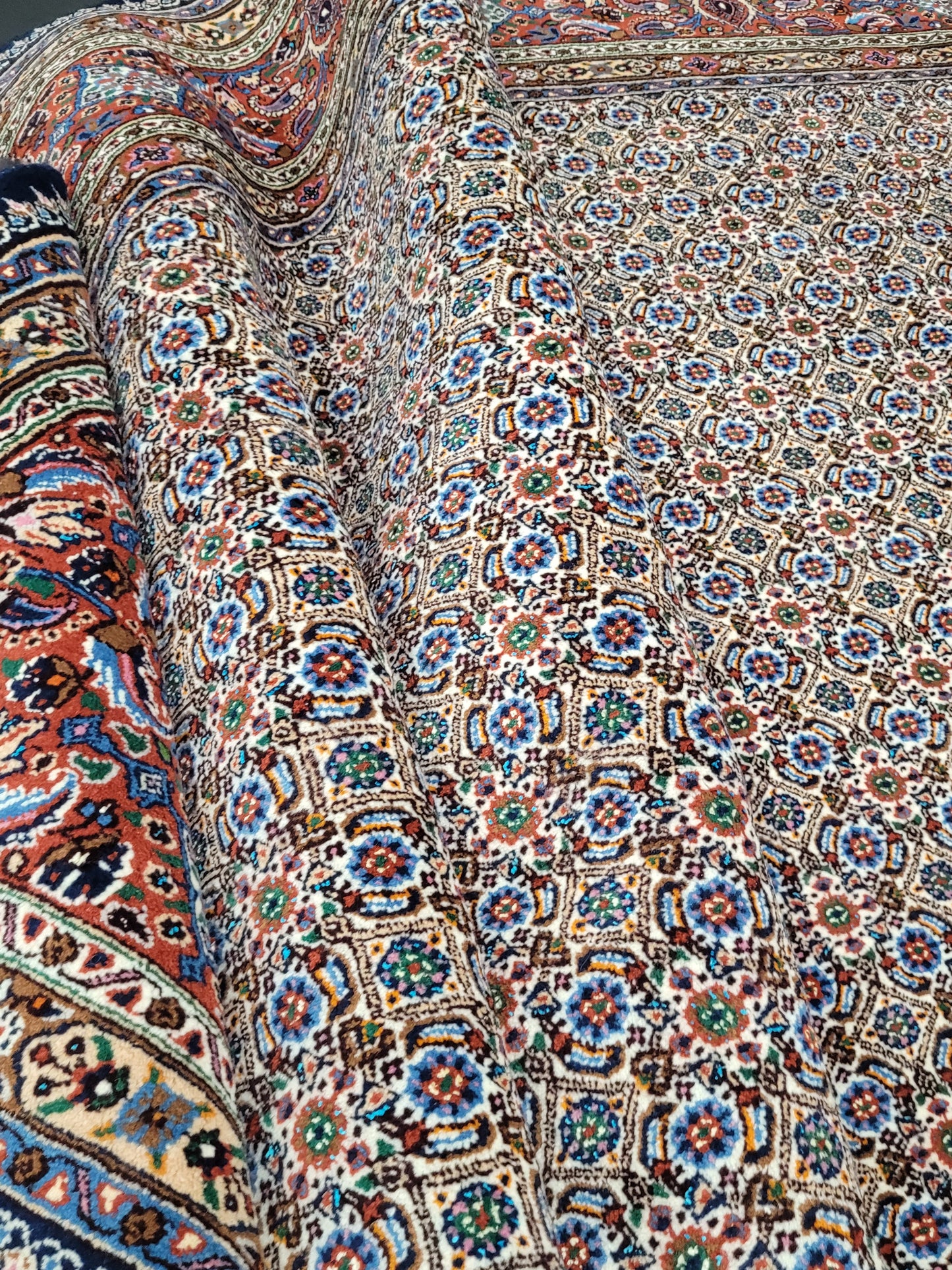 Moud Teppich 295x200 cm feine Wolle mit Seide Allover-Muster