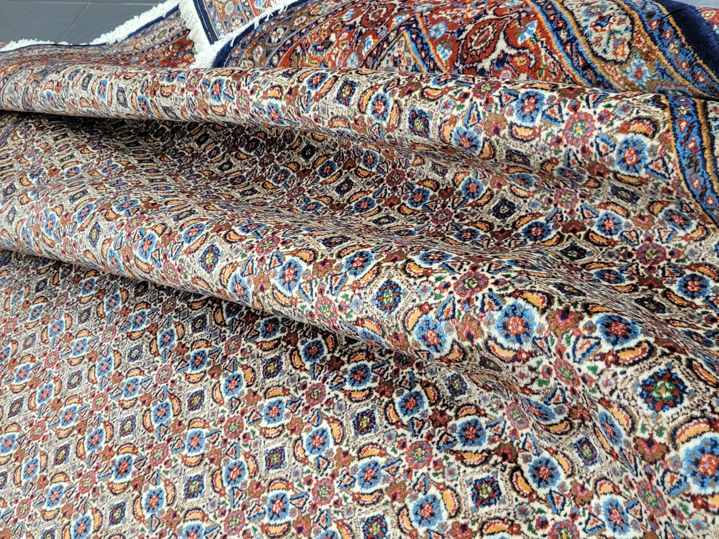 Moud Teppich 295x195 cm feine Wolle Allover-Muster