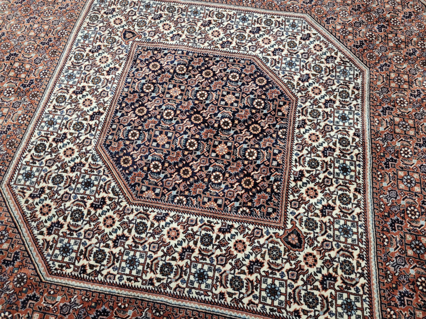 Bidjar Teppich 255x245 cm feine Korkwolle geometrisches Medaillon