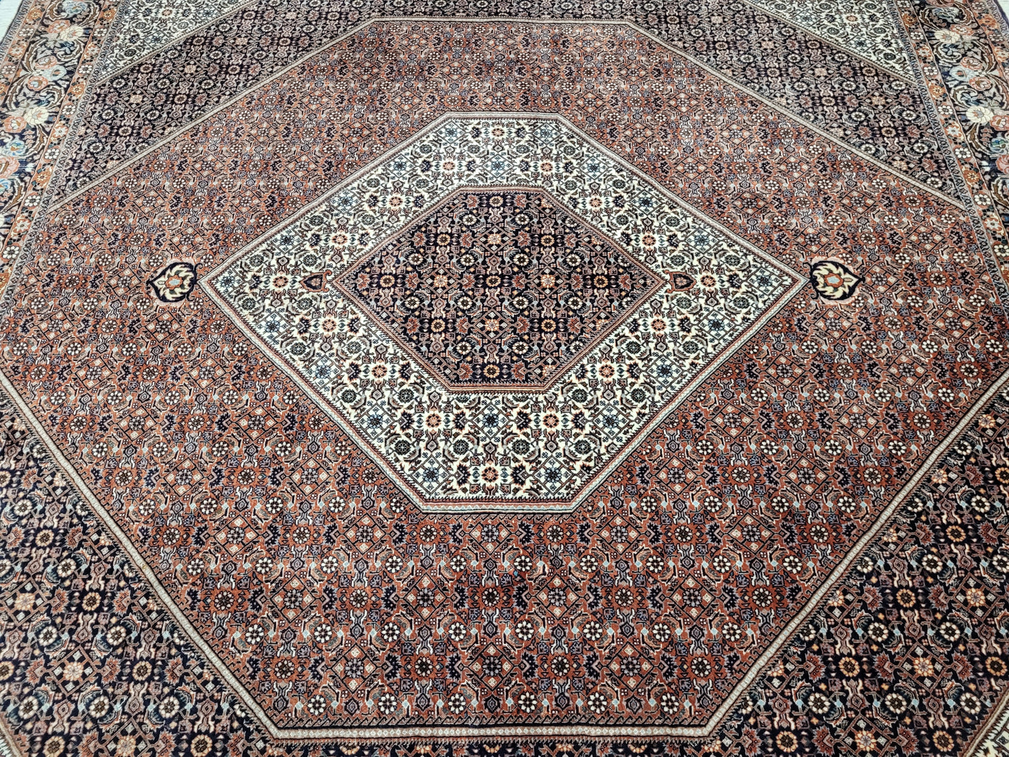 Bidjar Teppich 255x245 cm feine Korkwolle geometrisches Medaillon