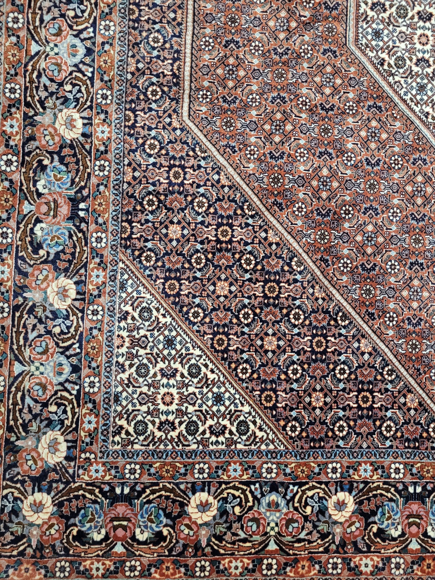 Bidjar Teppich 255x245 cm feine Korkwolle geometrisches Medaillon