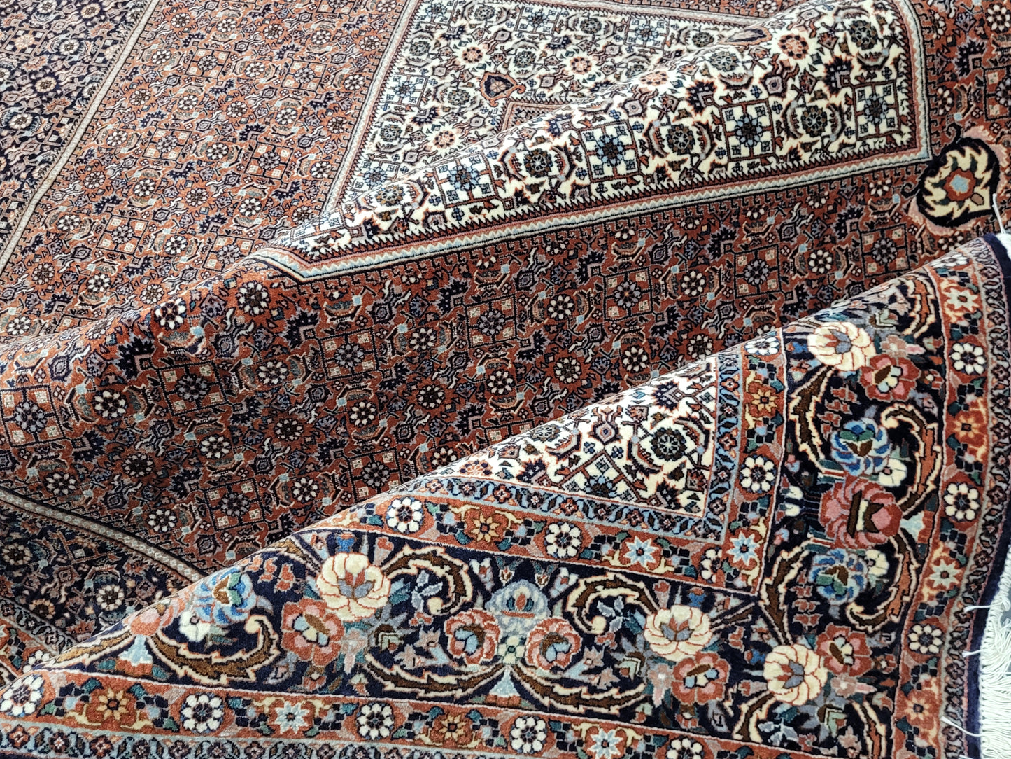 Bidjar Teppich 255x245 cm feine Korkwolle geometrisches Medaillon