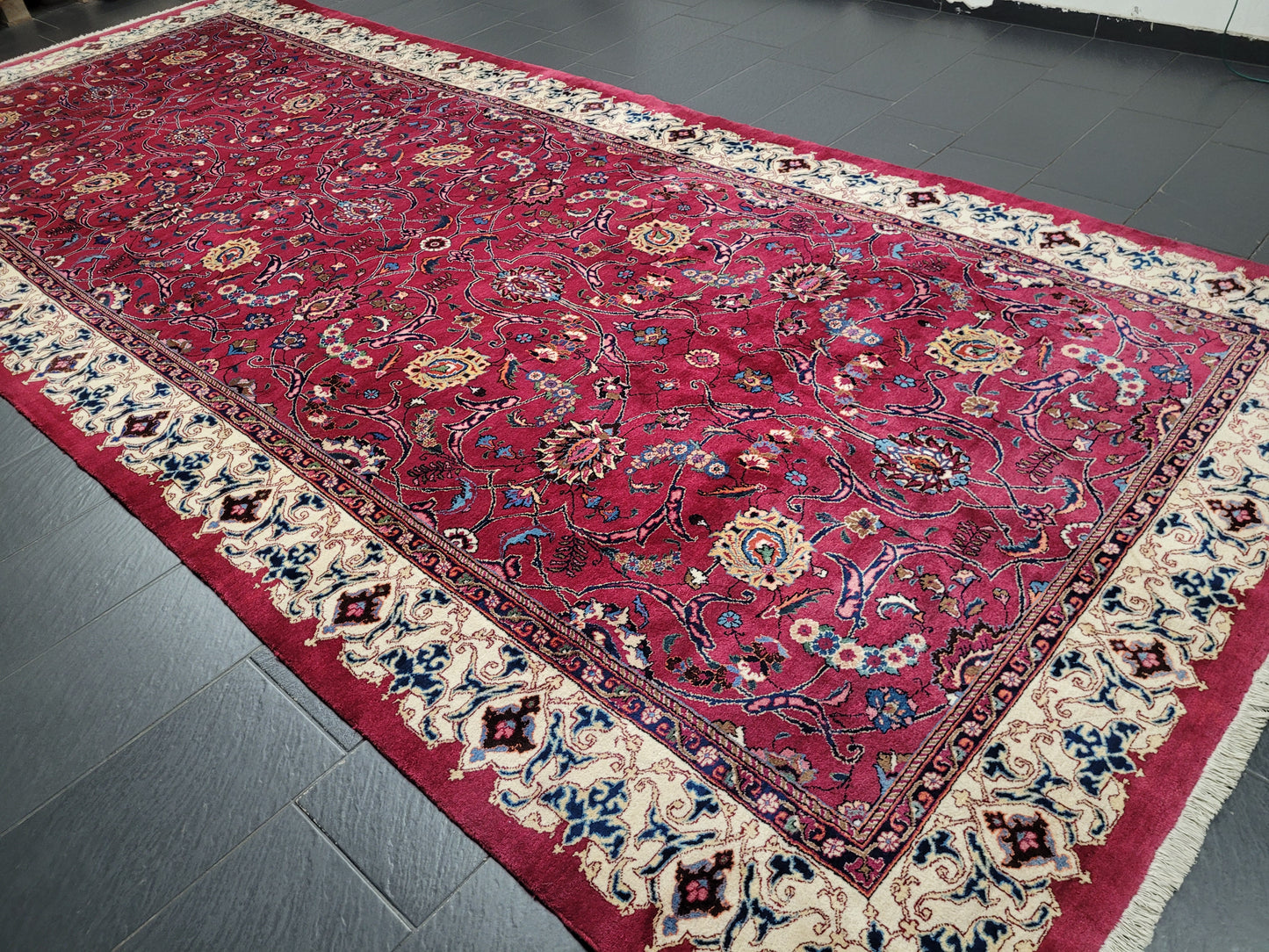 Masched Teppich 500x220 cm florales Muster kräftige Wolle seltenes Stück