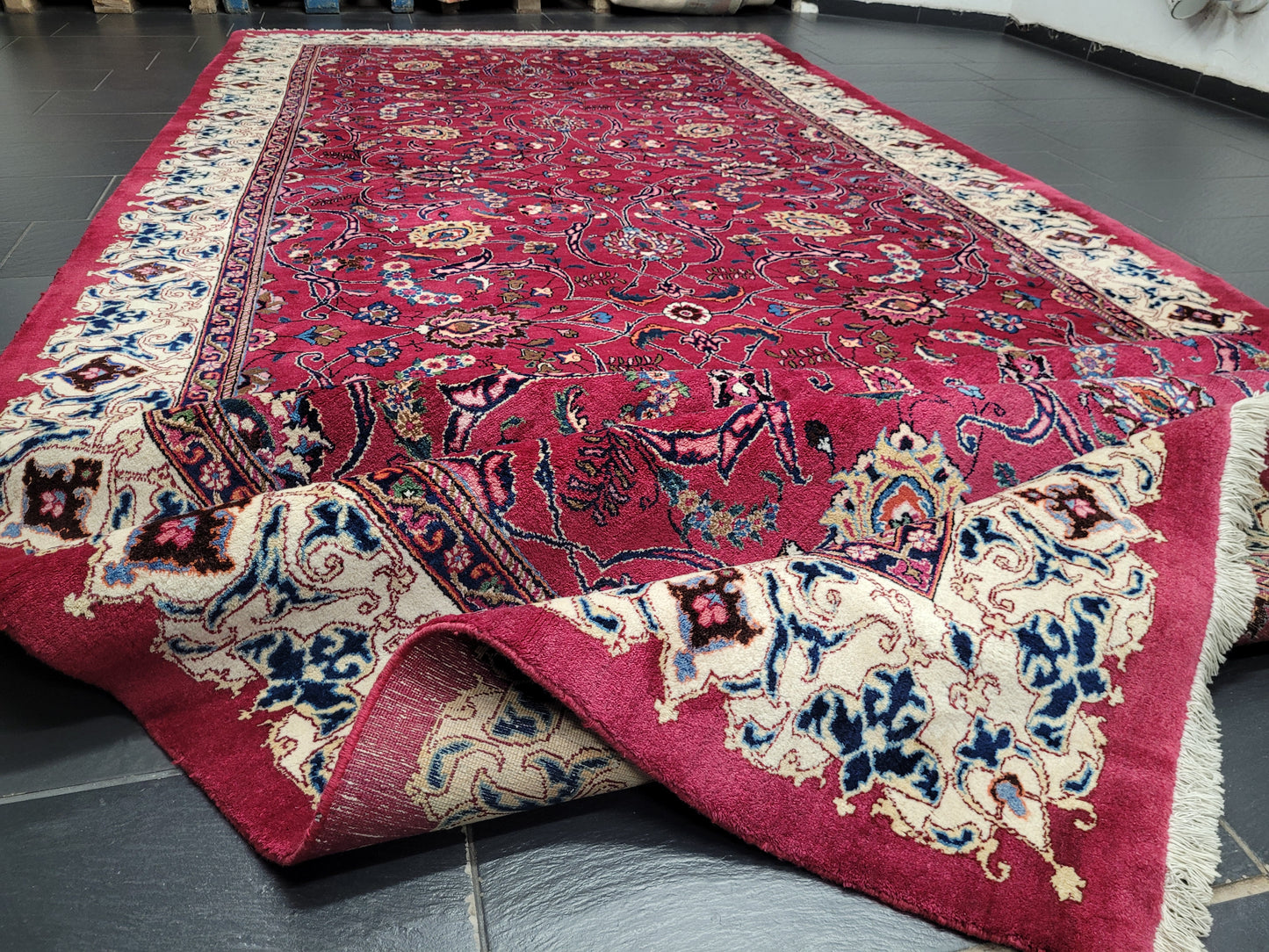 Masched Teppich 500x220 cm florales Muster kräftige Wolle seltenes Stück