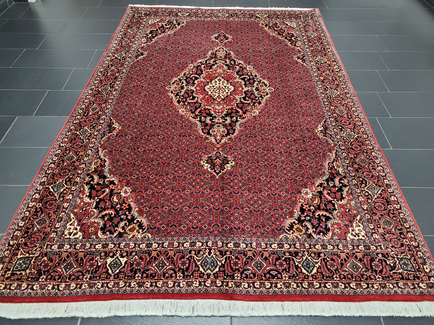 Bidjar Teppich 305x205 cm feine Korkwolle Tekab Medaillon