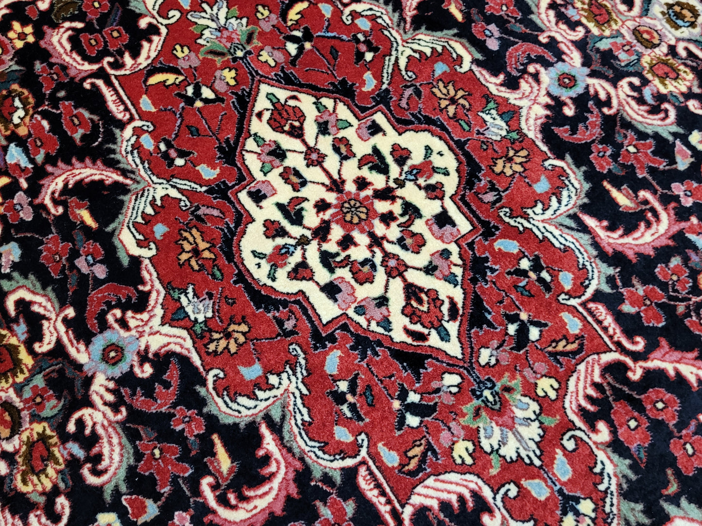 Bidjar Teppich 305x205 cm feine Korkwolle Tekab Medaillon