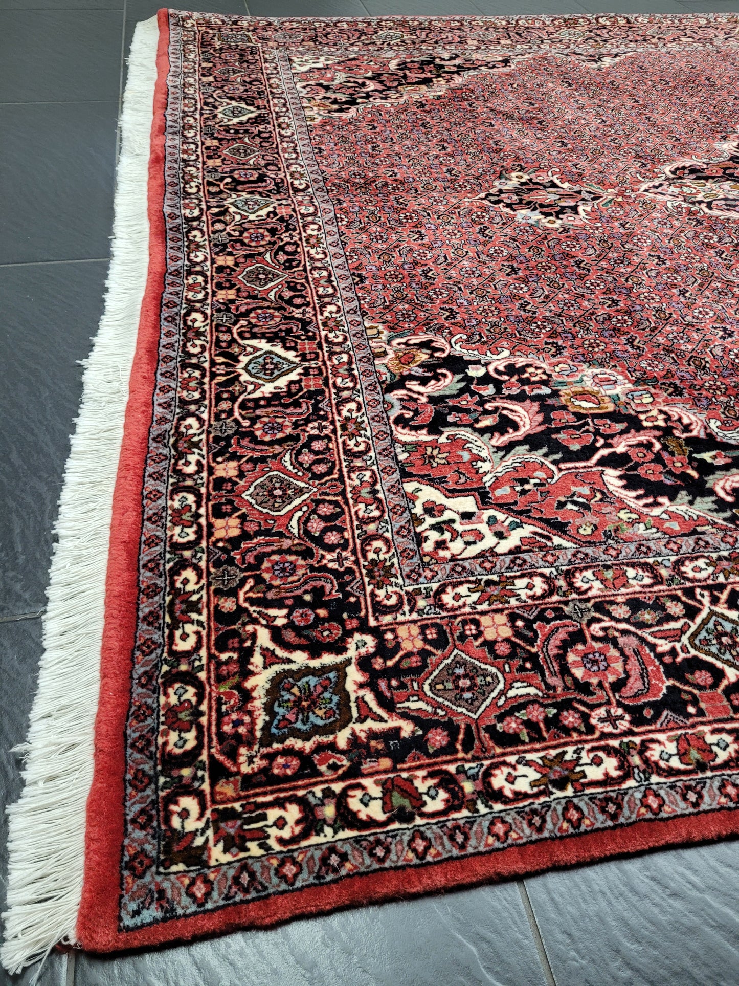 Bidjar Teppich 305x205 cm feine Korkwolle Tekab Medaillon