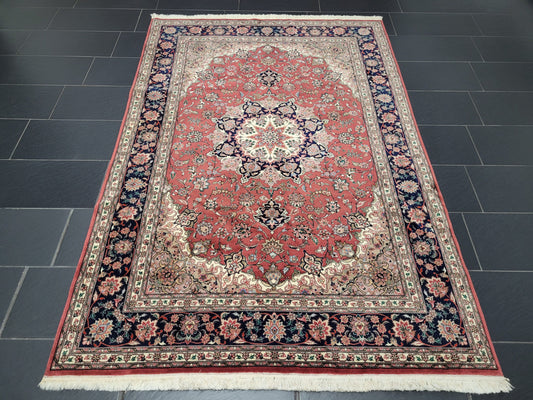 Täbriz Teppich 250x170 cm feine Korkwolle mit Seide Medaillonmuster