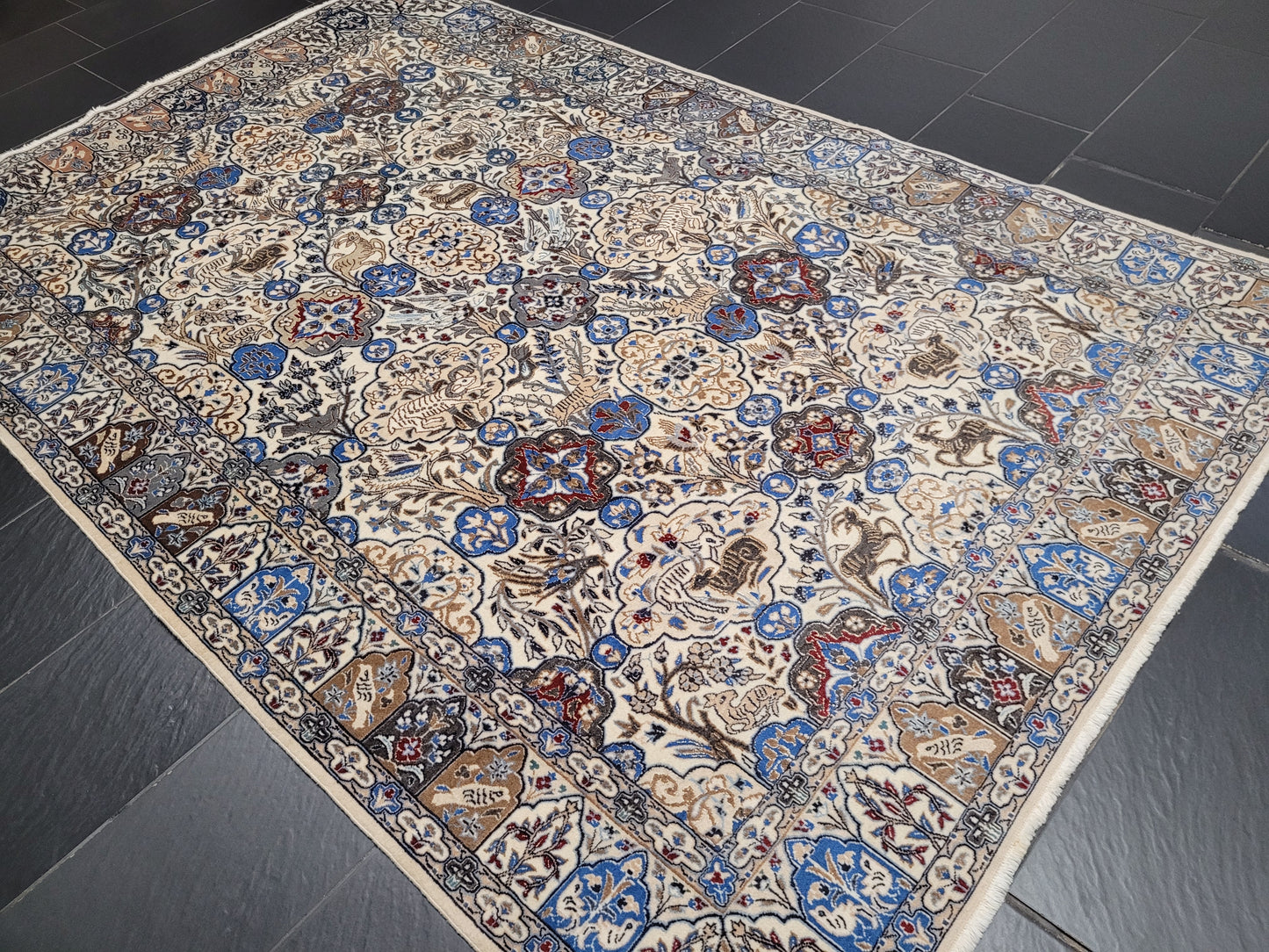 Nain Teppich 200x175 cm feine Korkwolle mit Seide Jagdmotiv