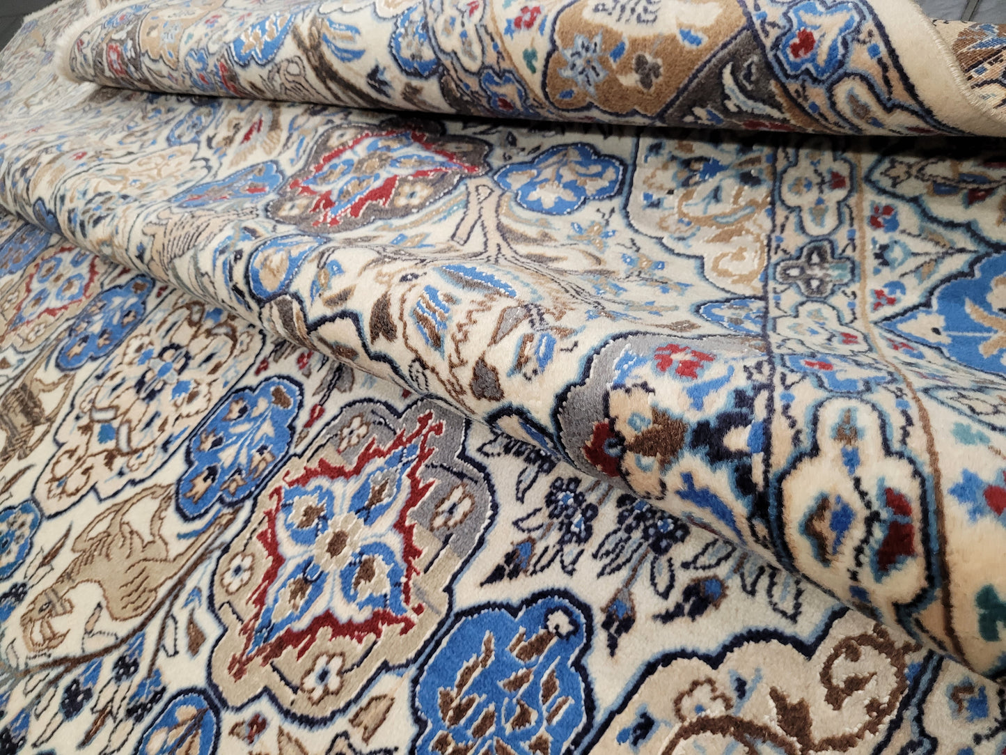 Nain Teppich 200x175 cm feine Korkwolle mit Seide Jagdmotiv