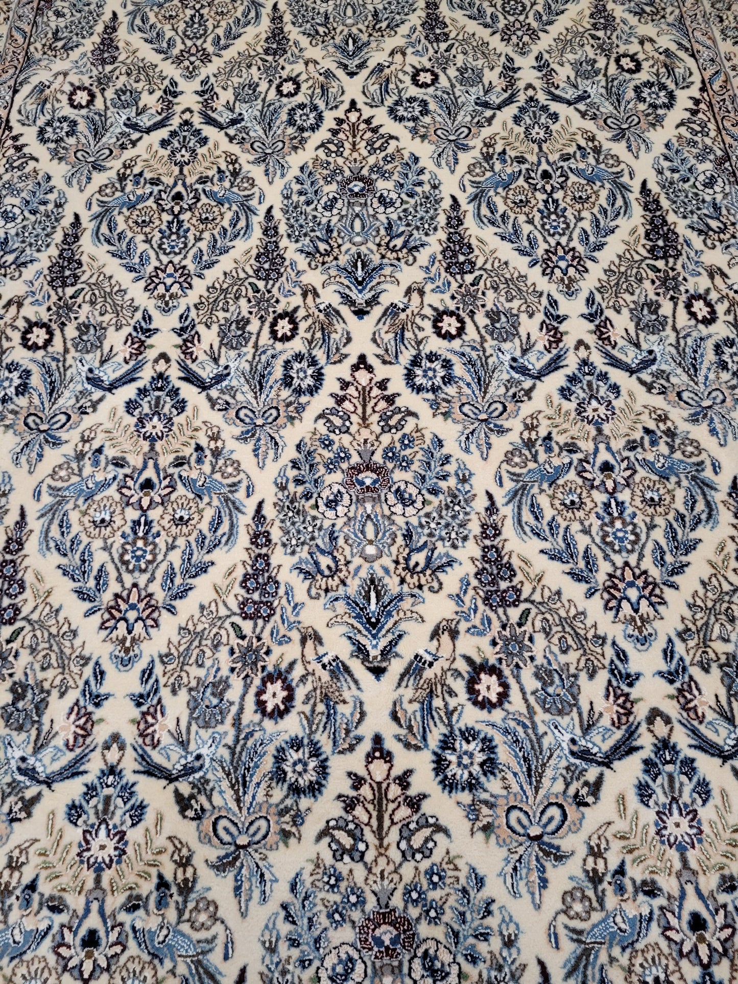 Nain Teppich 300x200 cm feine Korkwolle mit Seide – Vogel- und Blumenmotiv