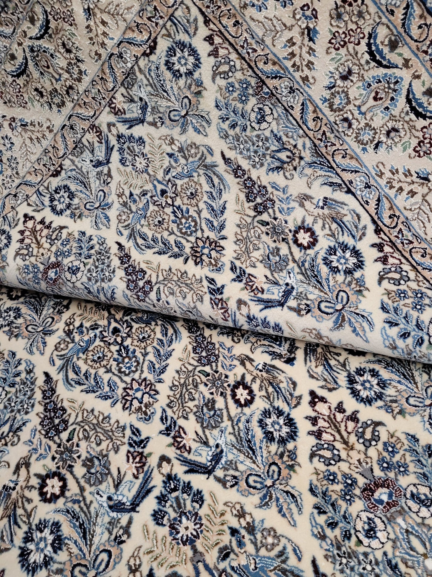 Nain Teppich 300x200 cm feine Korkwolle mit Seide – Vogel- und Blumenmotiv