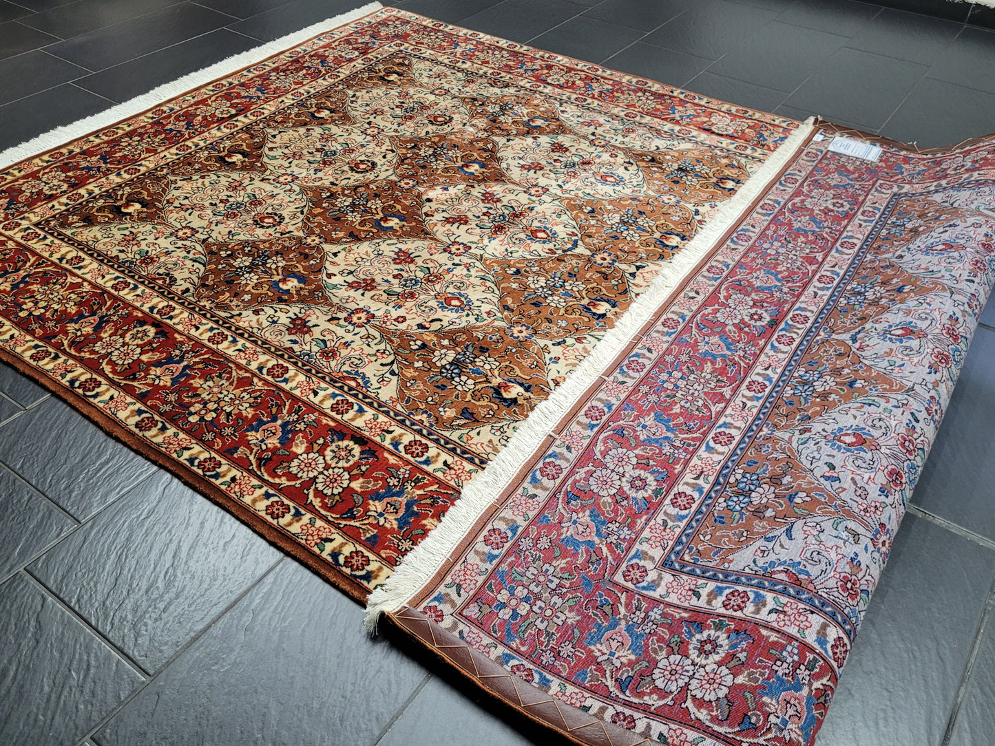 Keshan Teppich Korkwolle florales Medaillonmuster 290x200 cm