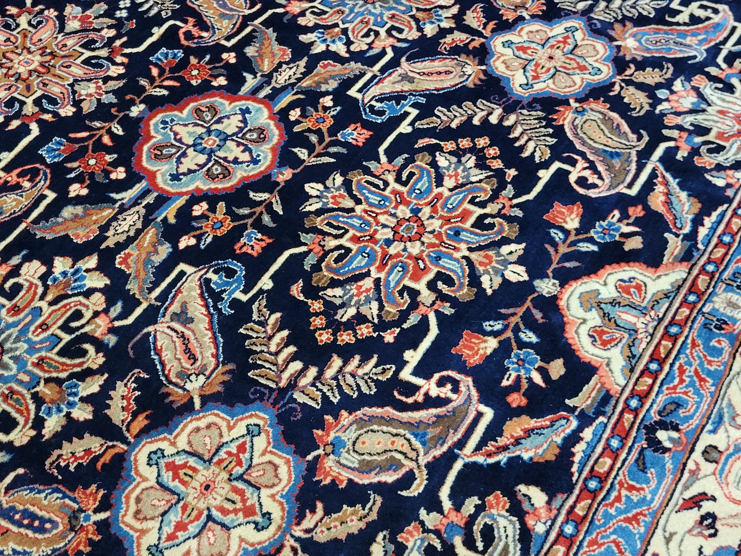 Sarough Teppich Korkwolle florales Design 370x270 cm