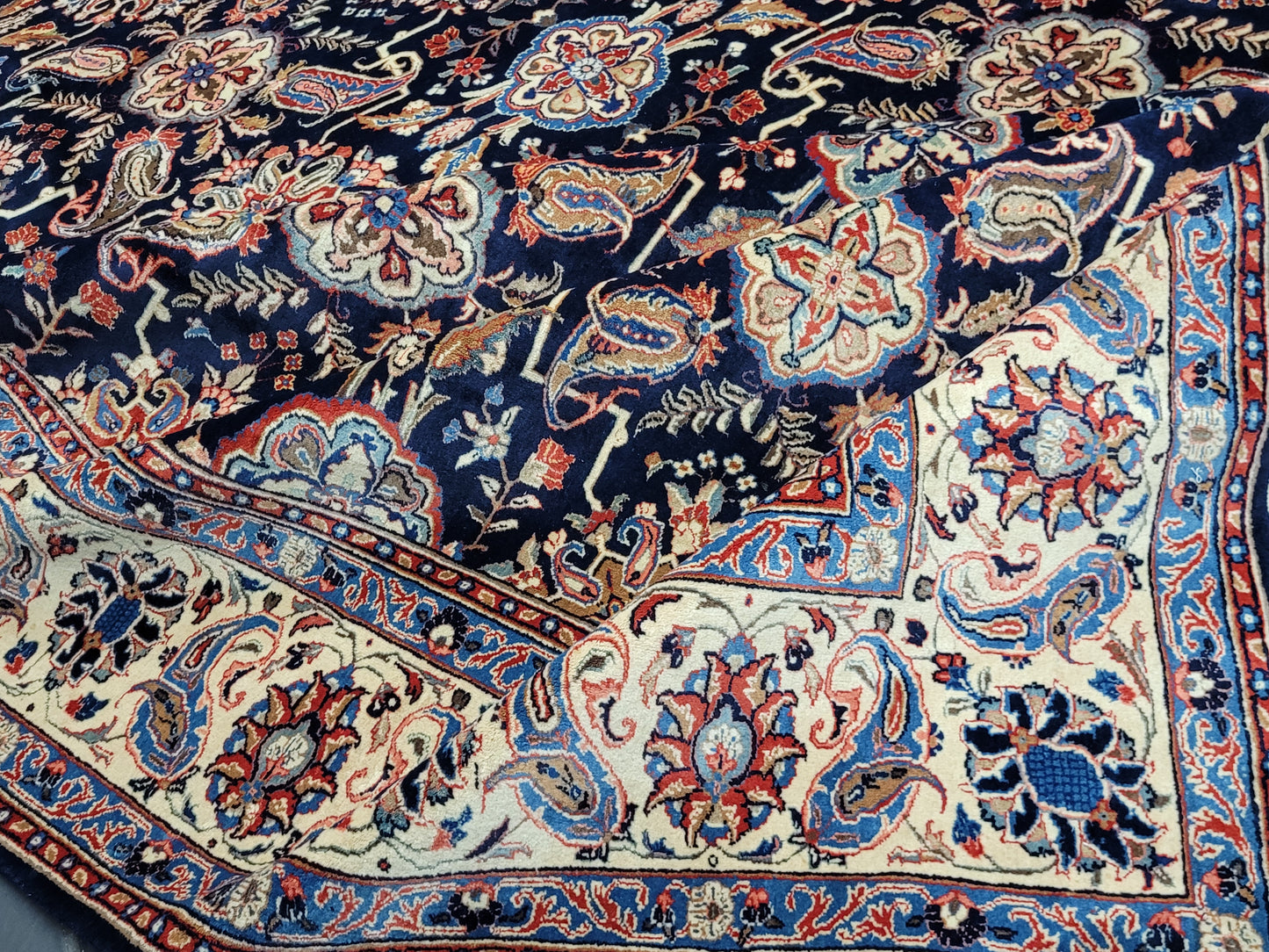 Sarough Teppich Korkwolle florales Design 370x270 cm