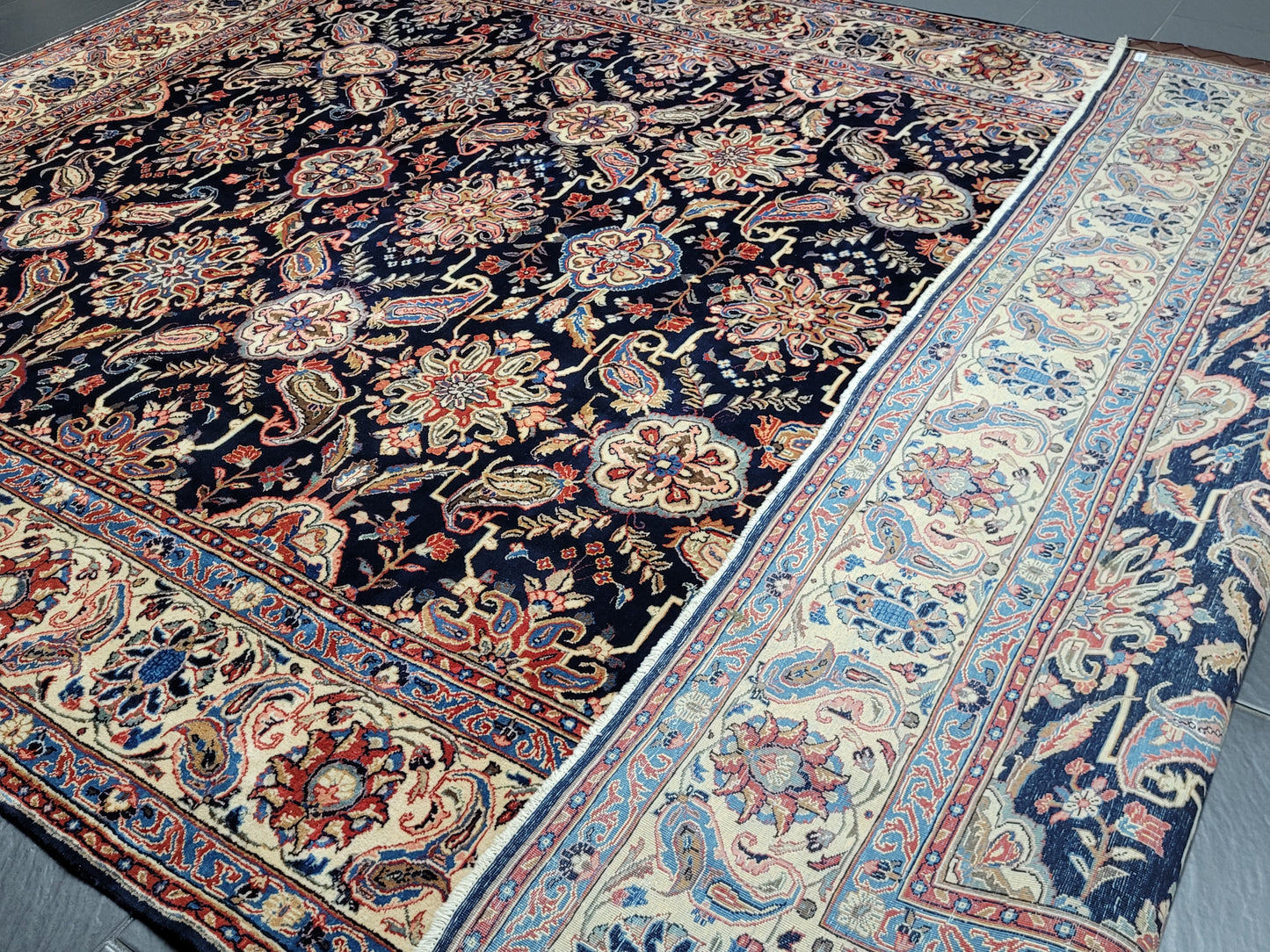 Sarough Teppich Korkwolle florales Design 370x270 cm