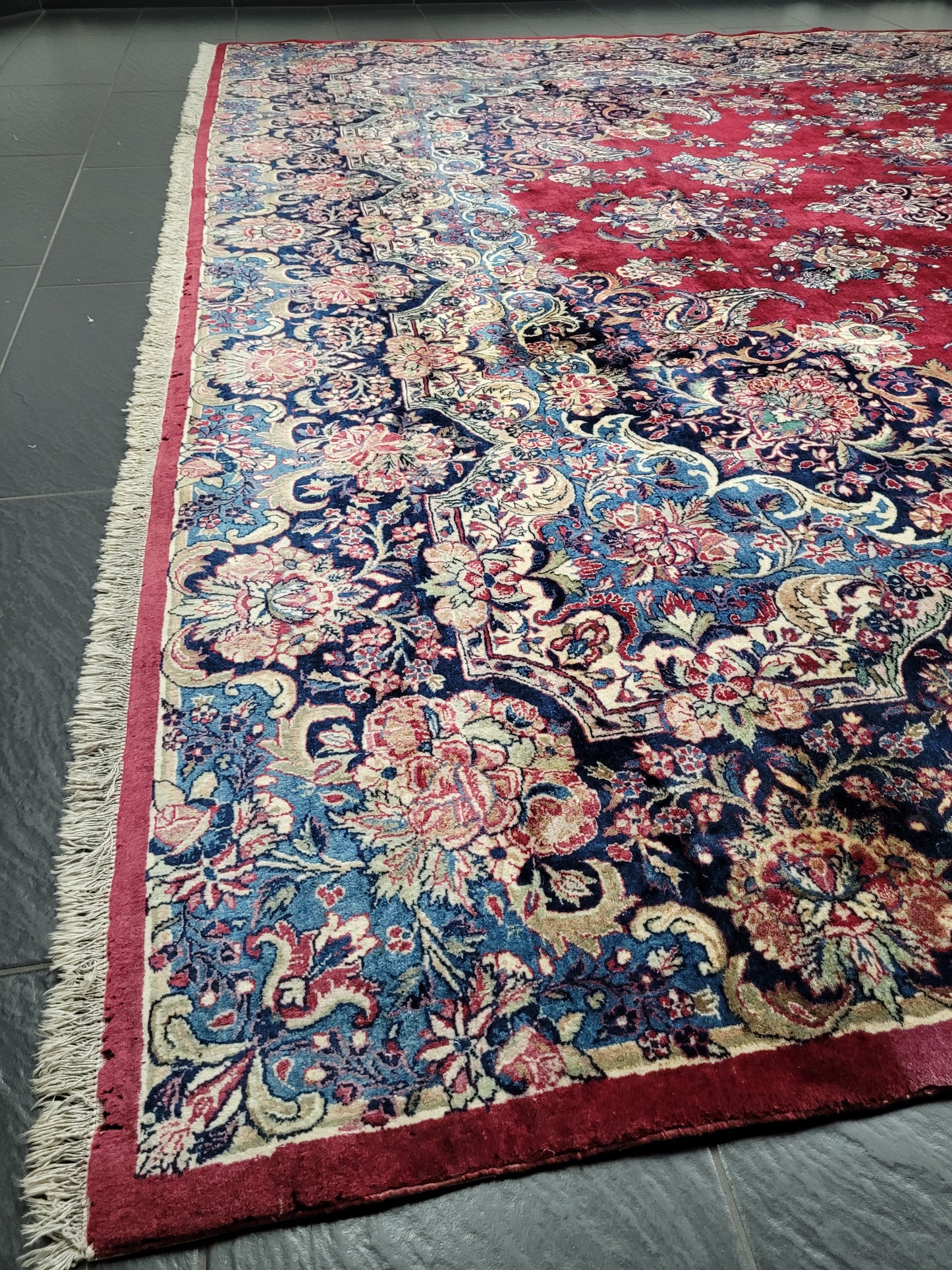 Mesched Teppich Korkwolle Medaillon Design 425x310 cm