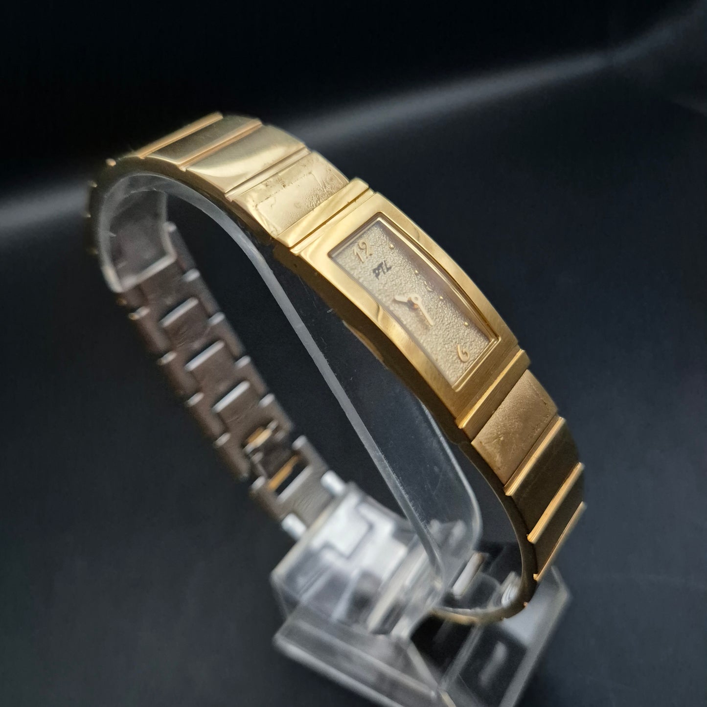 PTL Damen Uhr – Goldfarbenes Edelstahlarmband im eleganten Retro-Stil