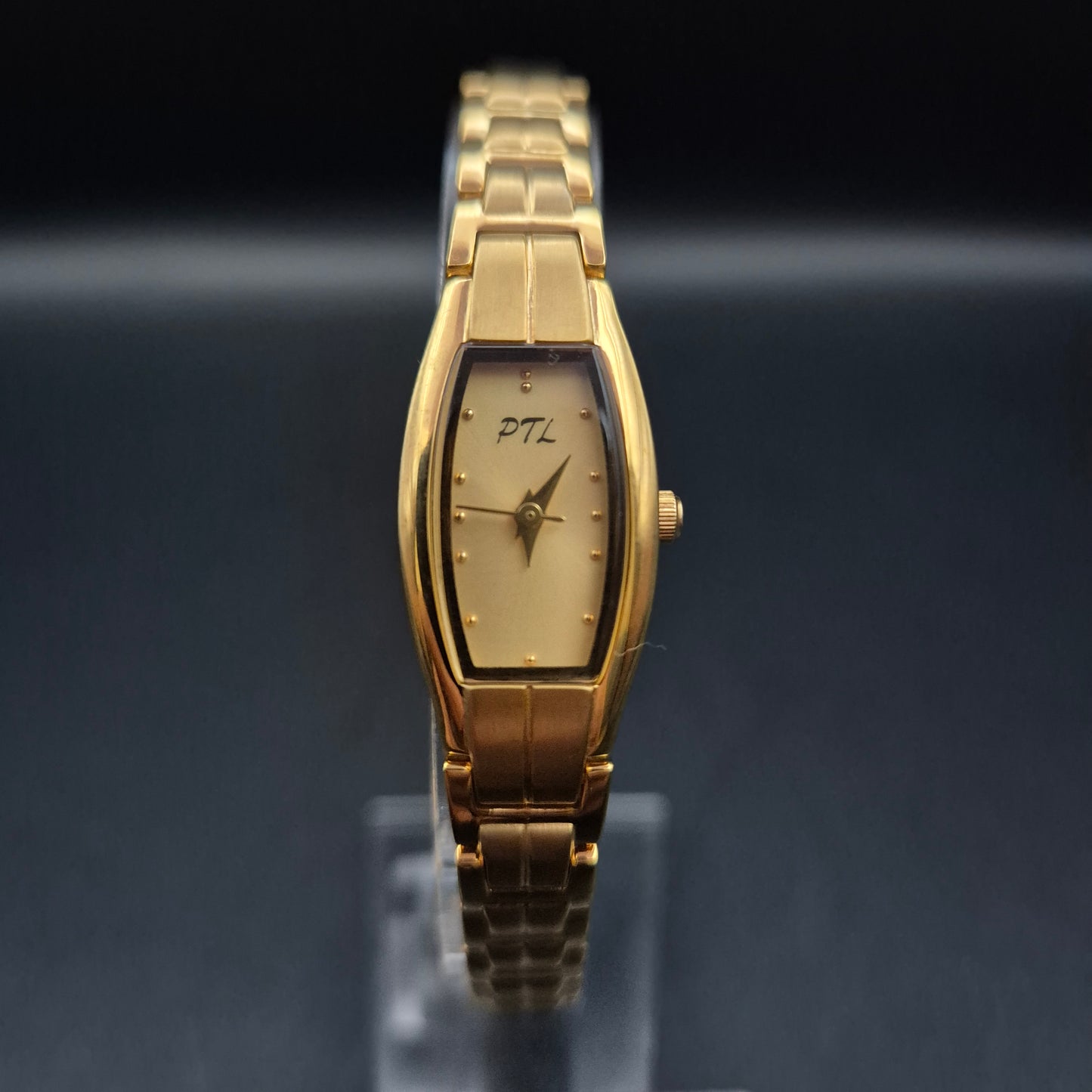 PTL Damen Uhr – Goldene Edelstahl Uhr mit schlankem, femininen Design