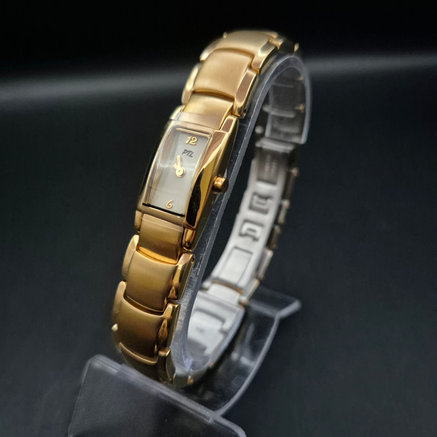 Prisma Damen Uhr – Zweifarbige Edelstahl Uhr mit goldenen Akzenten