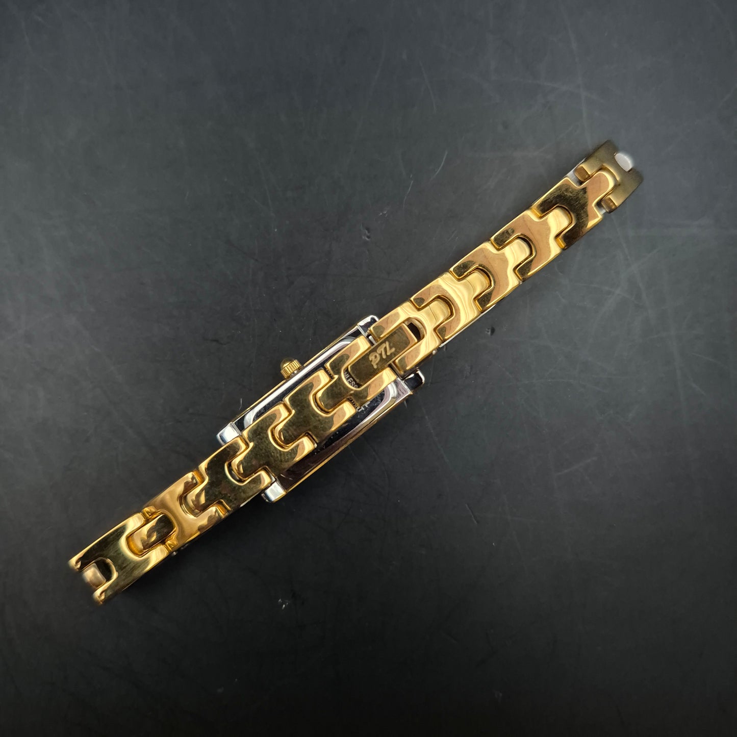 Prisma Damen Uhr – Zweifarbige Edelstahl Uhr mit Perlmutt Zifferblatt