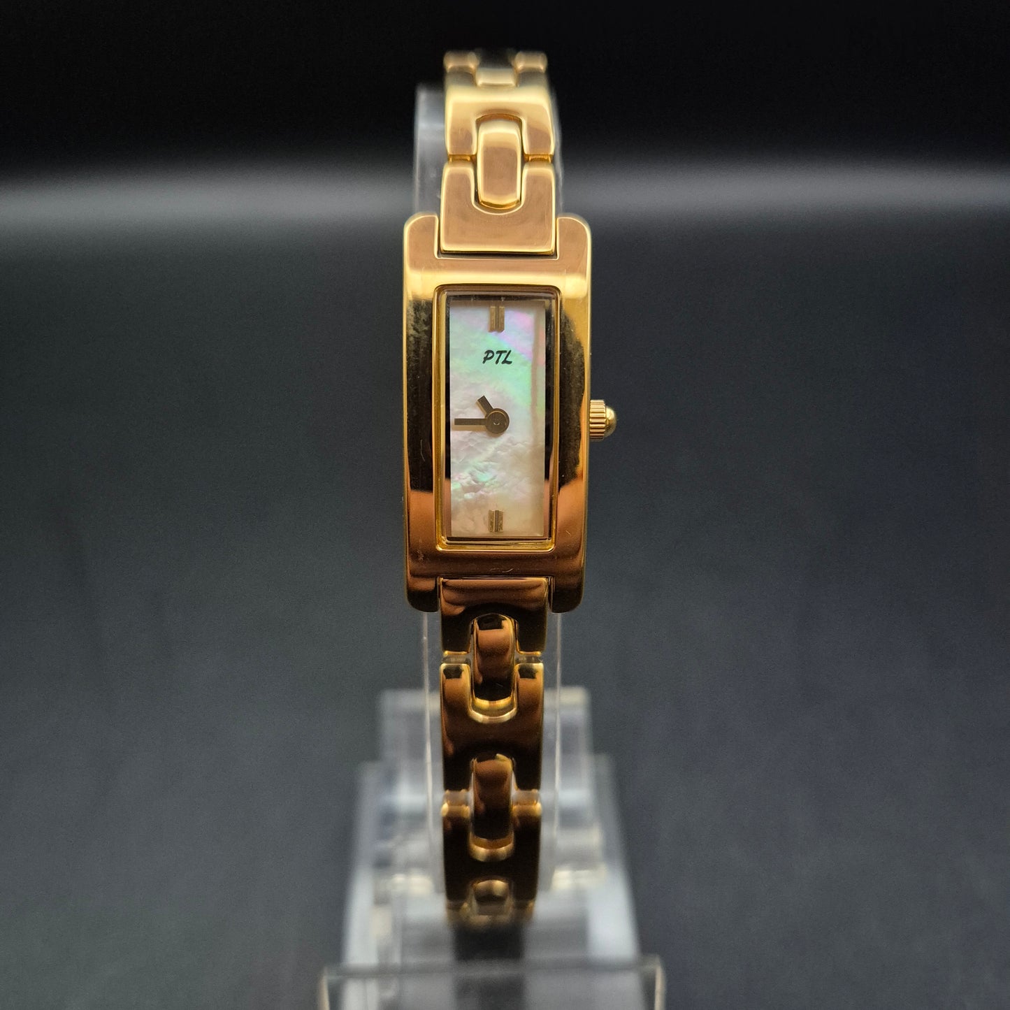 Prisma Damen Uhr – Zweifarbige Edelstahl Uhr mit Perlmutt Zifferblatt