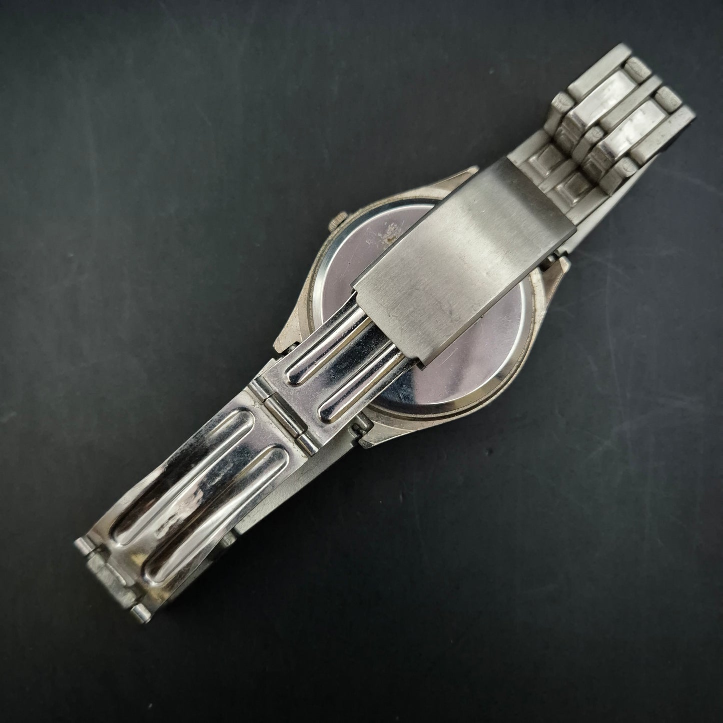 Rolven Herren Uhr – Edelstahl Design mit grünem Zifferblatt