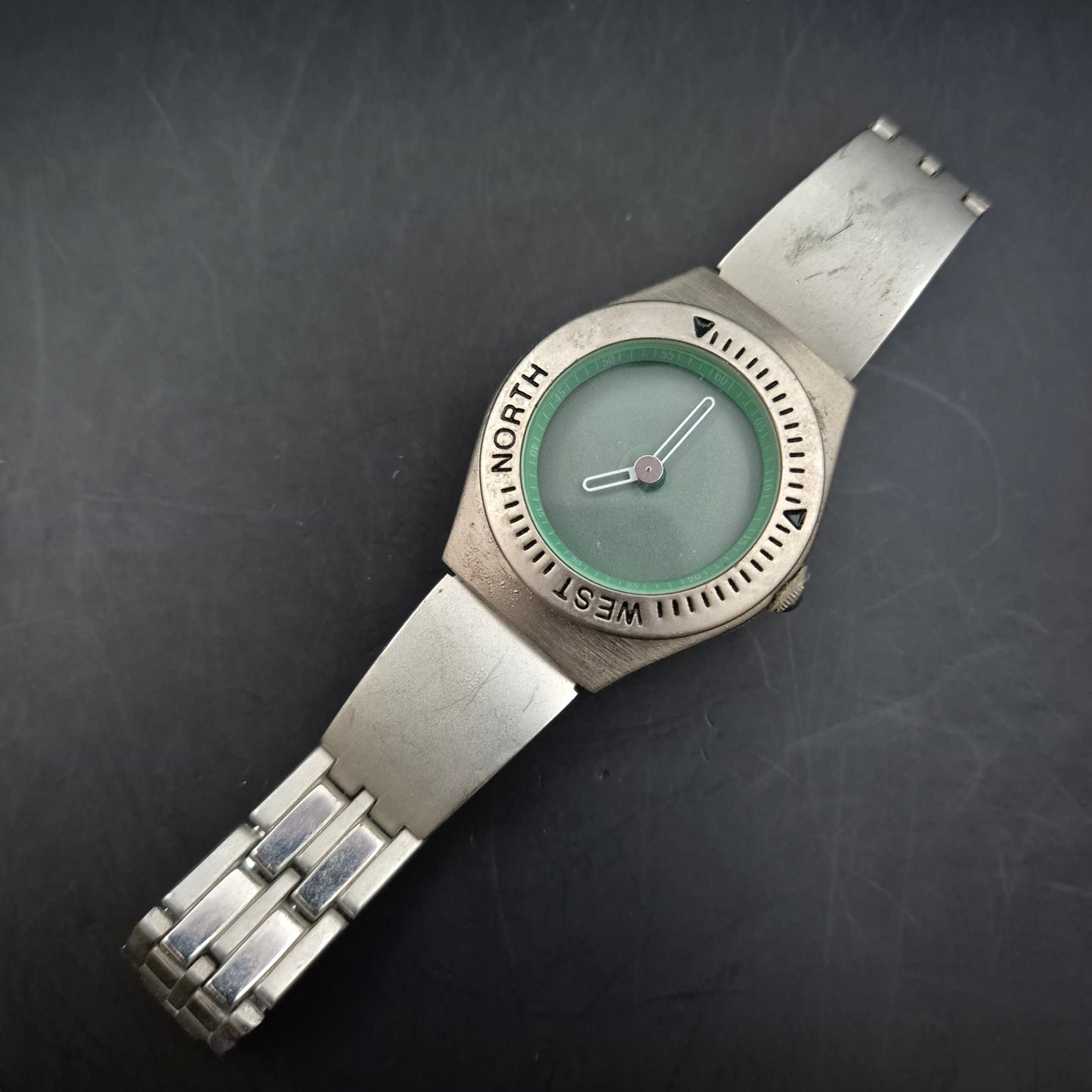 Rolven Herren Uhr – Edelstahl Design mit grünem Zifferblatt