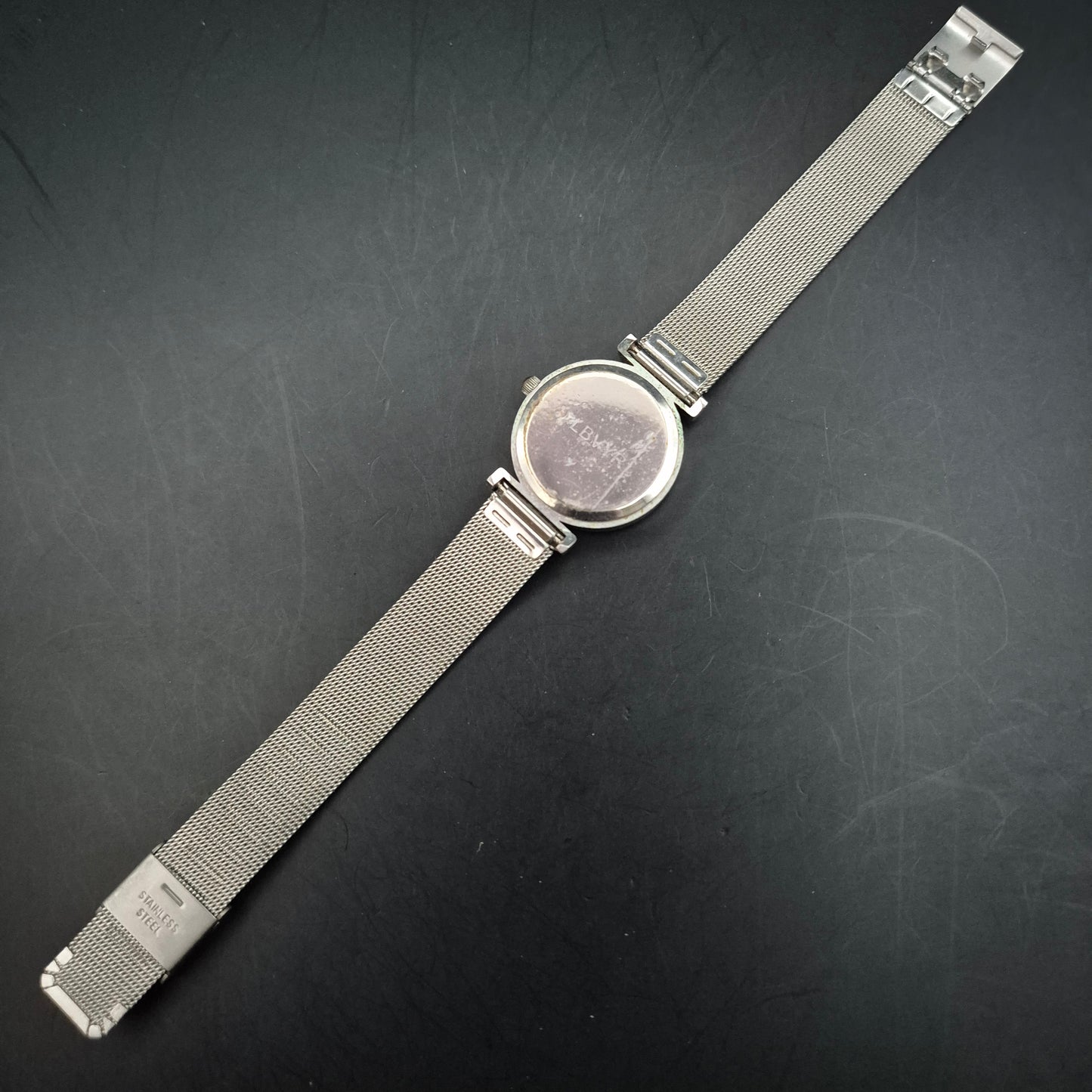 LBVYR Damen Uhr – Silberne Mesh Uhr mit Strassrand