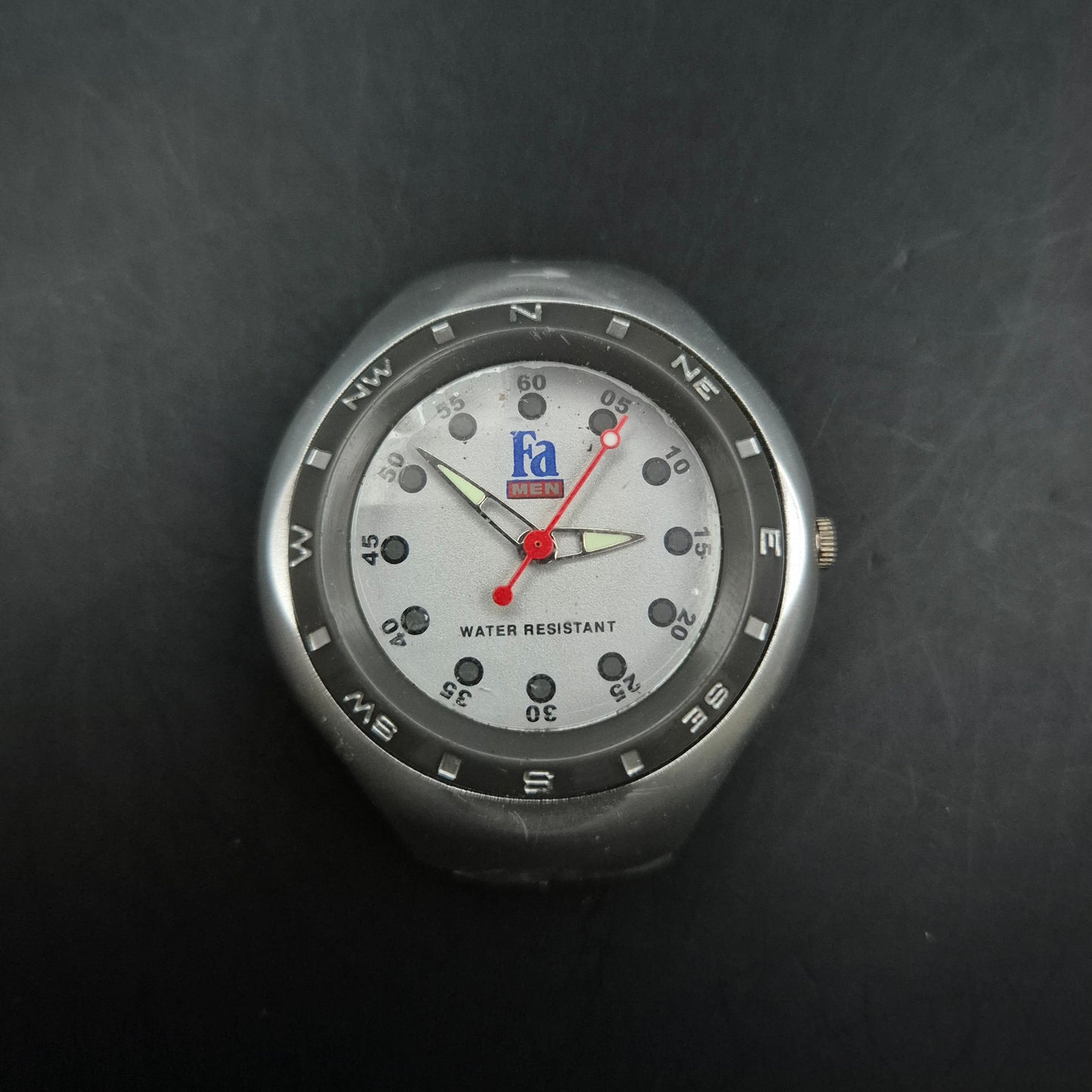 Fa Men Herren Uhr – Sportliches Design mit Edelstahlgehäuse