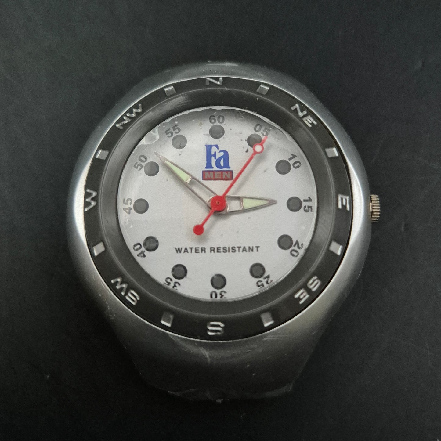 Fa Men Herren Uhr – Sportliches Design mit Edelstahlgehäuse