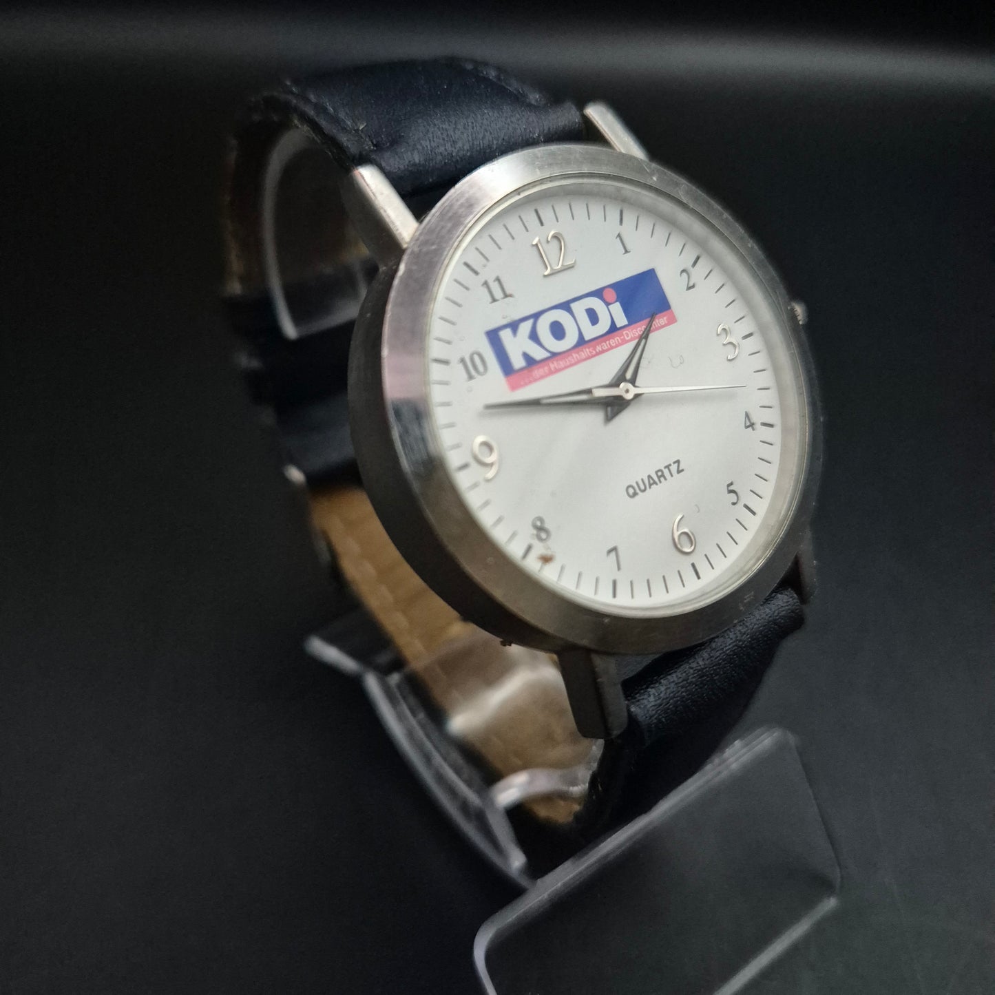 Schlichte KODi Herren Uhr – Werbeuhr mit Lederarmband