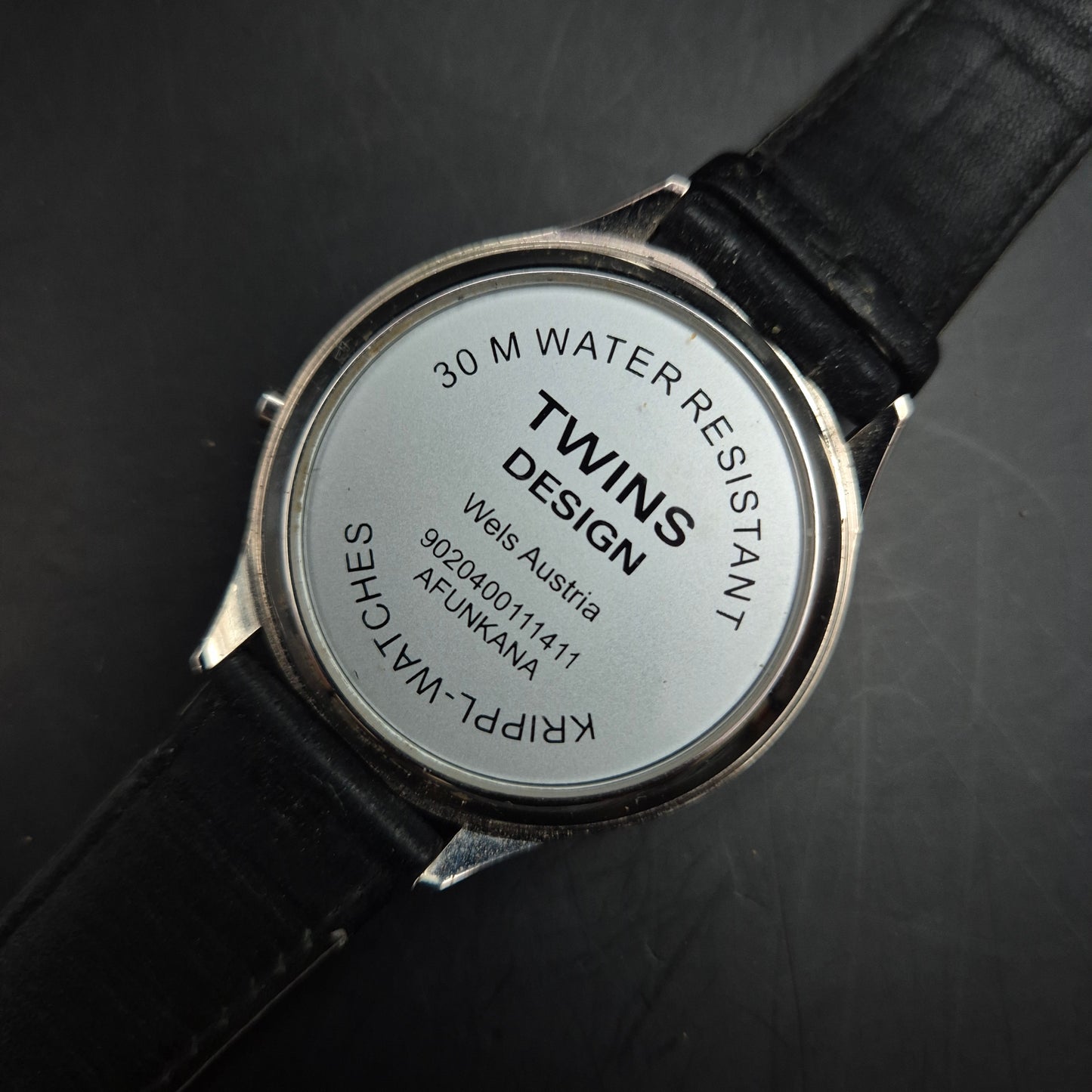 TWINS Herren Uhr – Funkgesteuert mit Digitalanzeige & Lederarmband