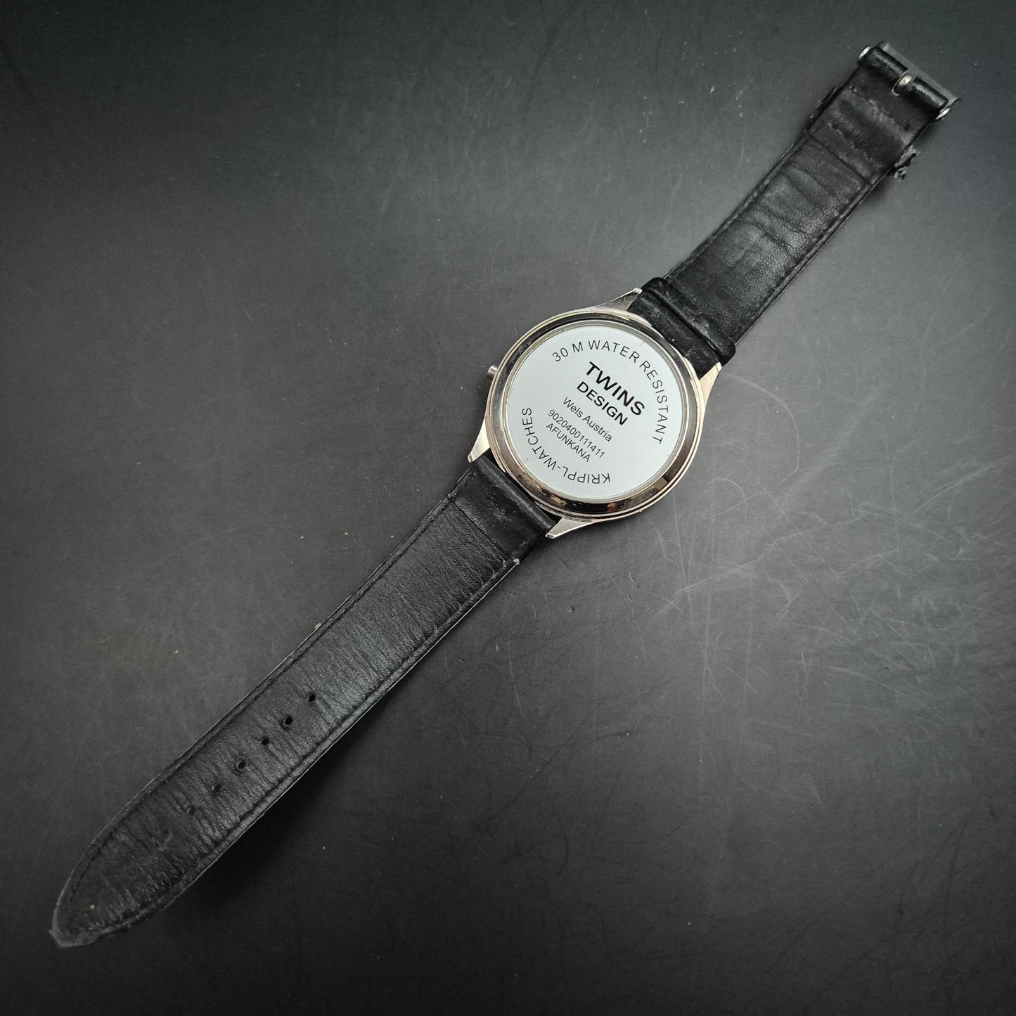 TWINS Herren Uhr – Funkgesteuert mit Digitalanzeige & Lederarmband