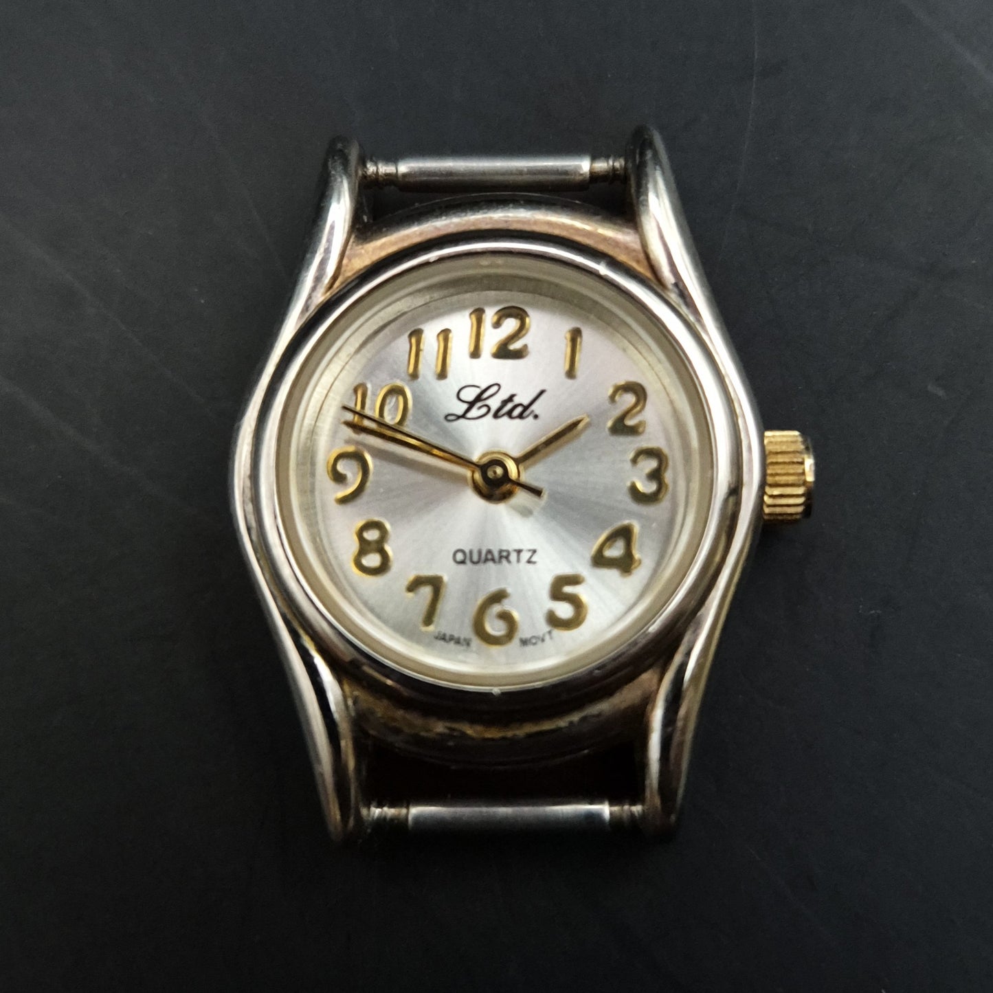 Stilvolle Litor Damen Uhr – Zweifarbiges Design mit goldenen Zahlen