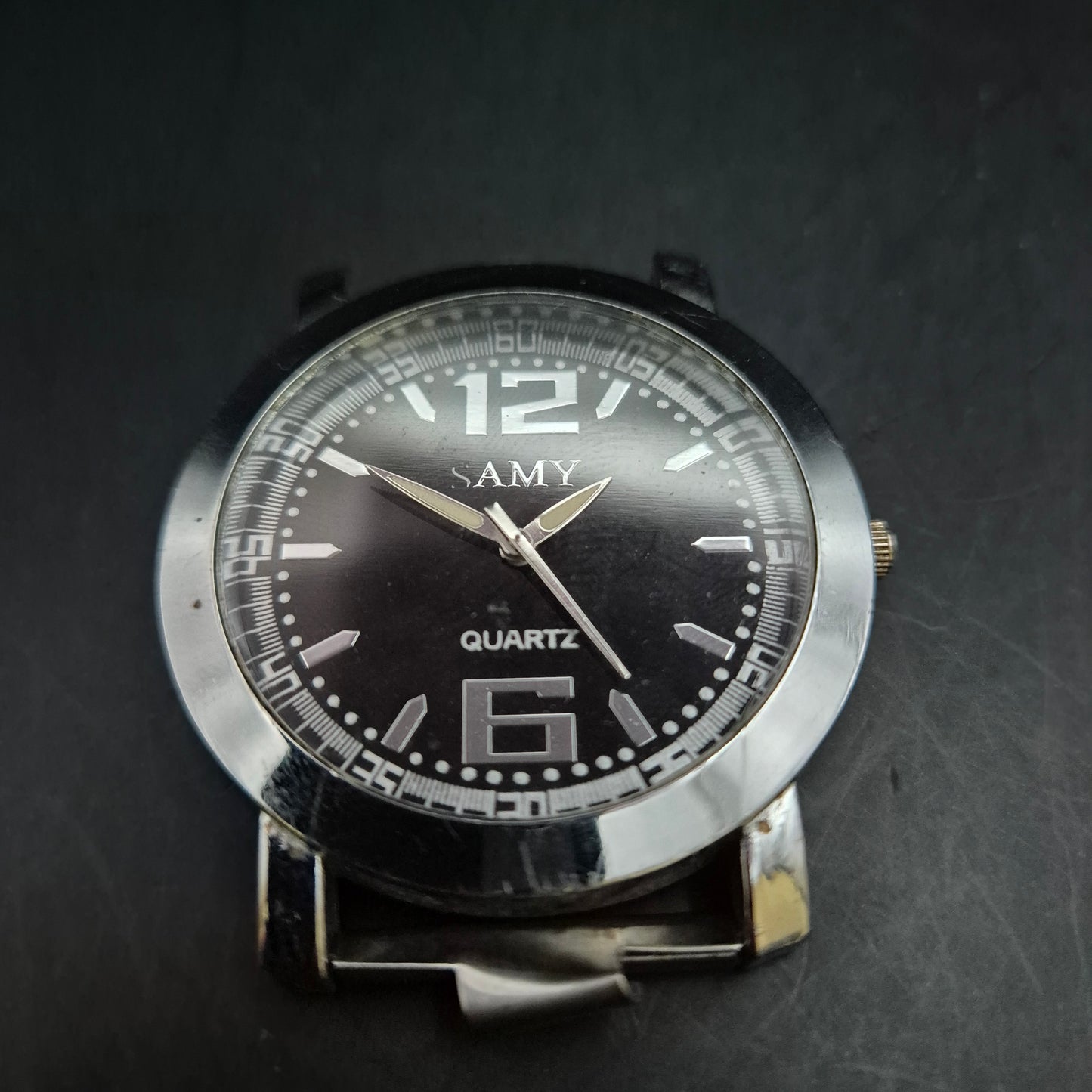 SAMY Herren Uhr – Schwarzes Zifferblatt im sportlichen Look