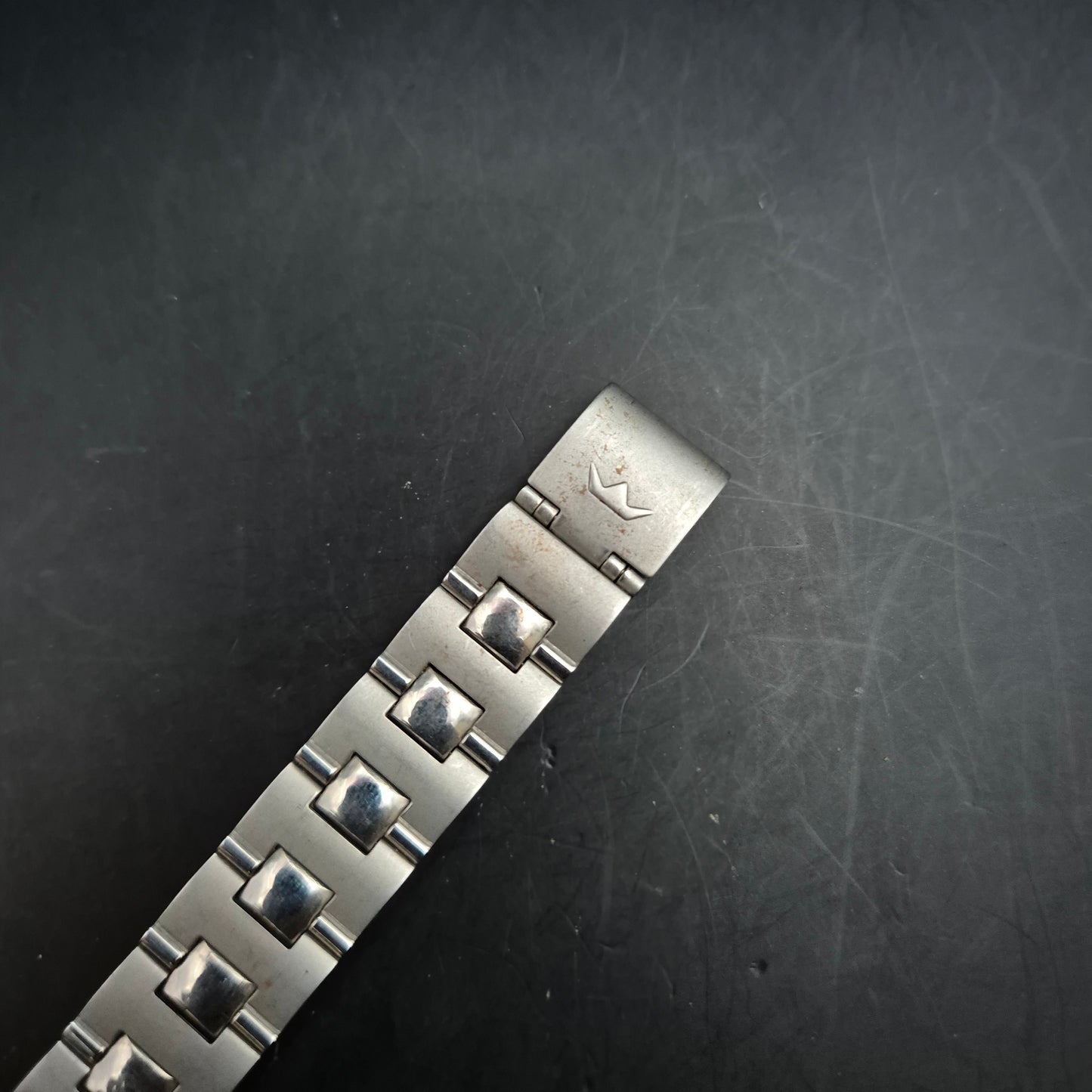 Royal Damen Uhr Bicolor – Klassisch mit Datumsanzeige (Armband defekt)