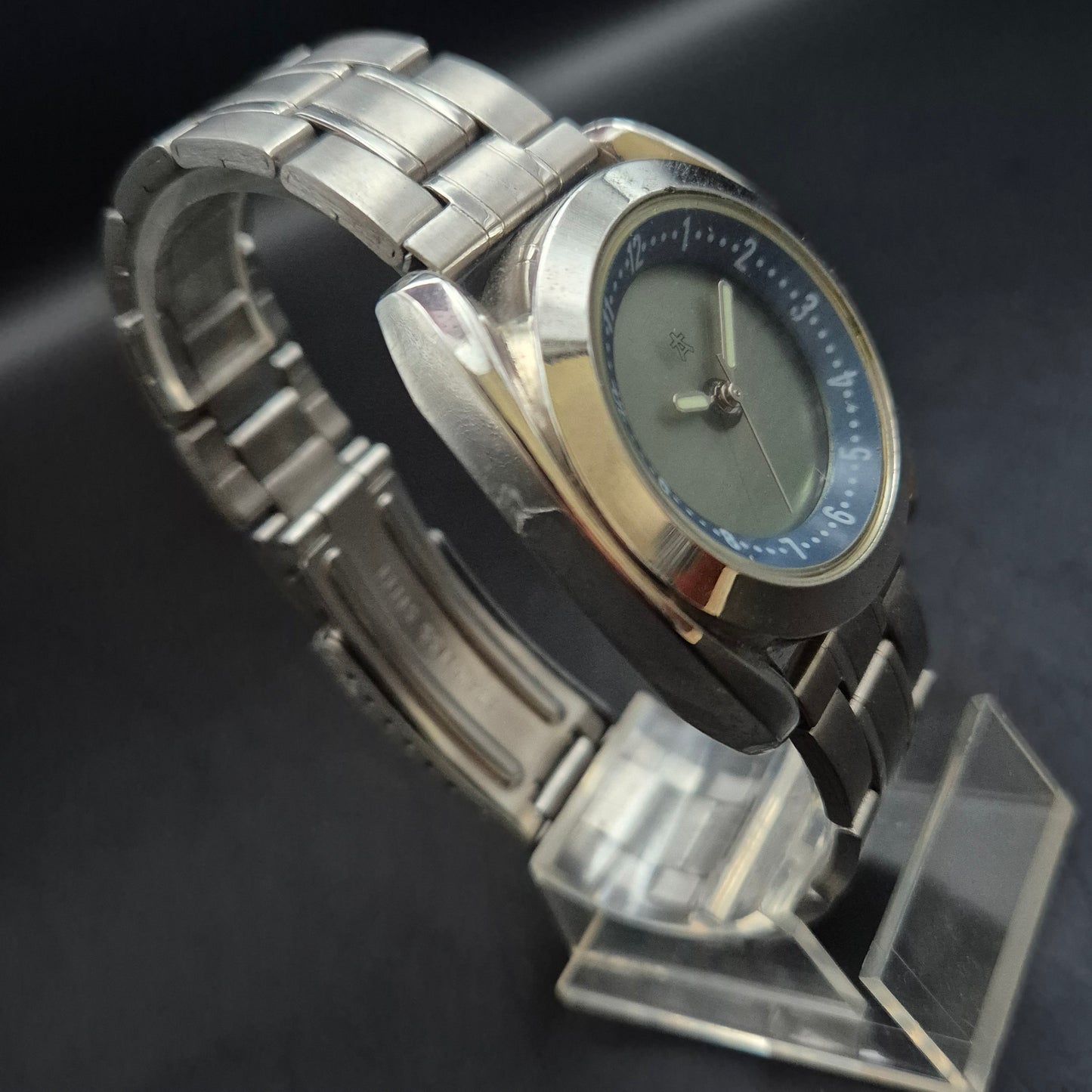 Minimalistische Damen Uhr – Elegantes Blau-Grau-Design