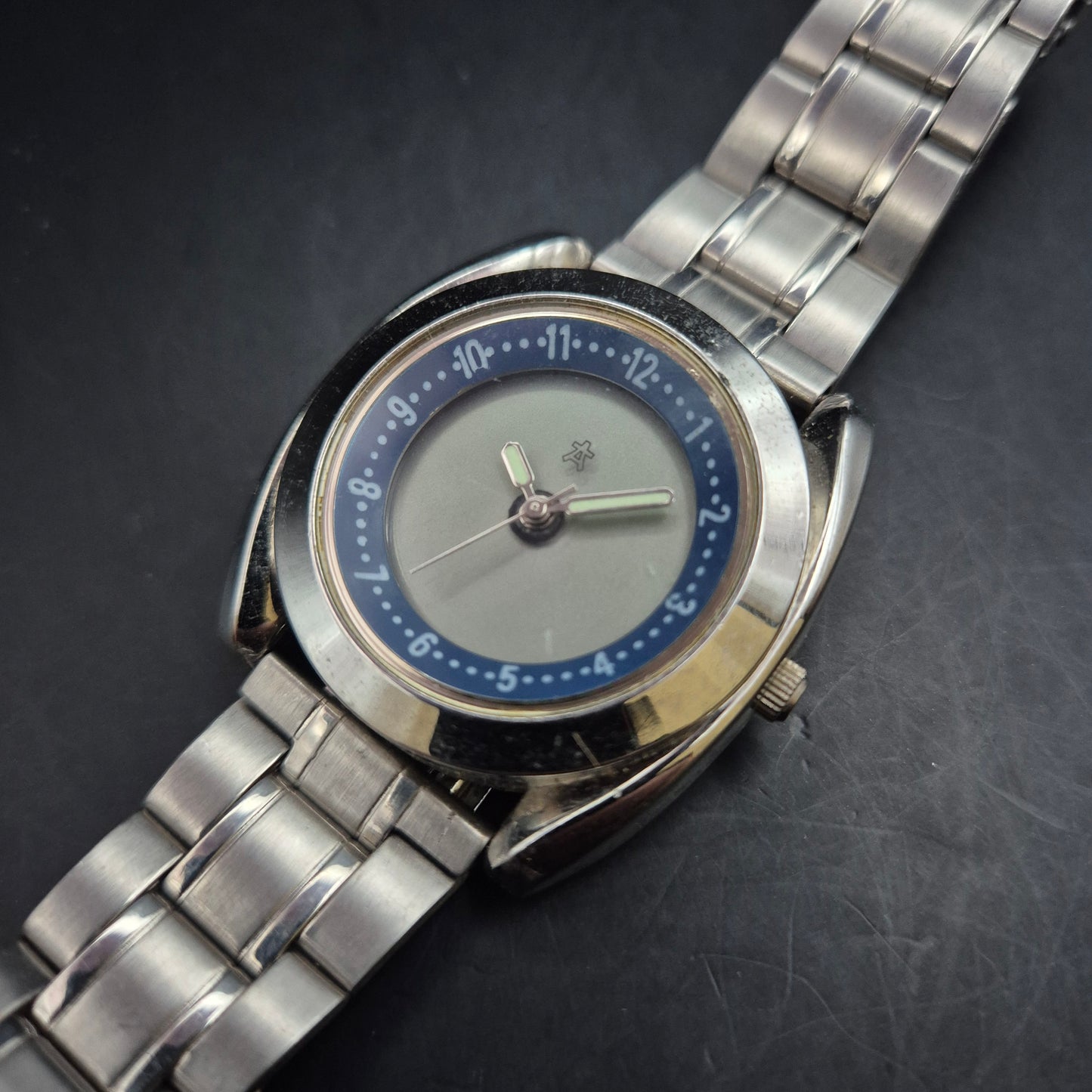 Minimalistische Damen Uhr – Elegantes Blau-Grau-Design