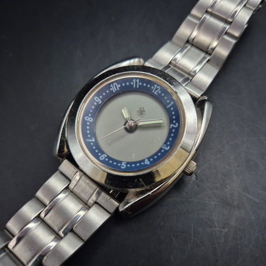 Minimalistische Damen Uhr – Elegantes Blau-Grau-Design
