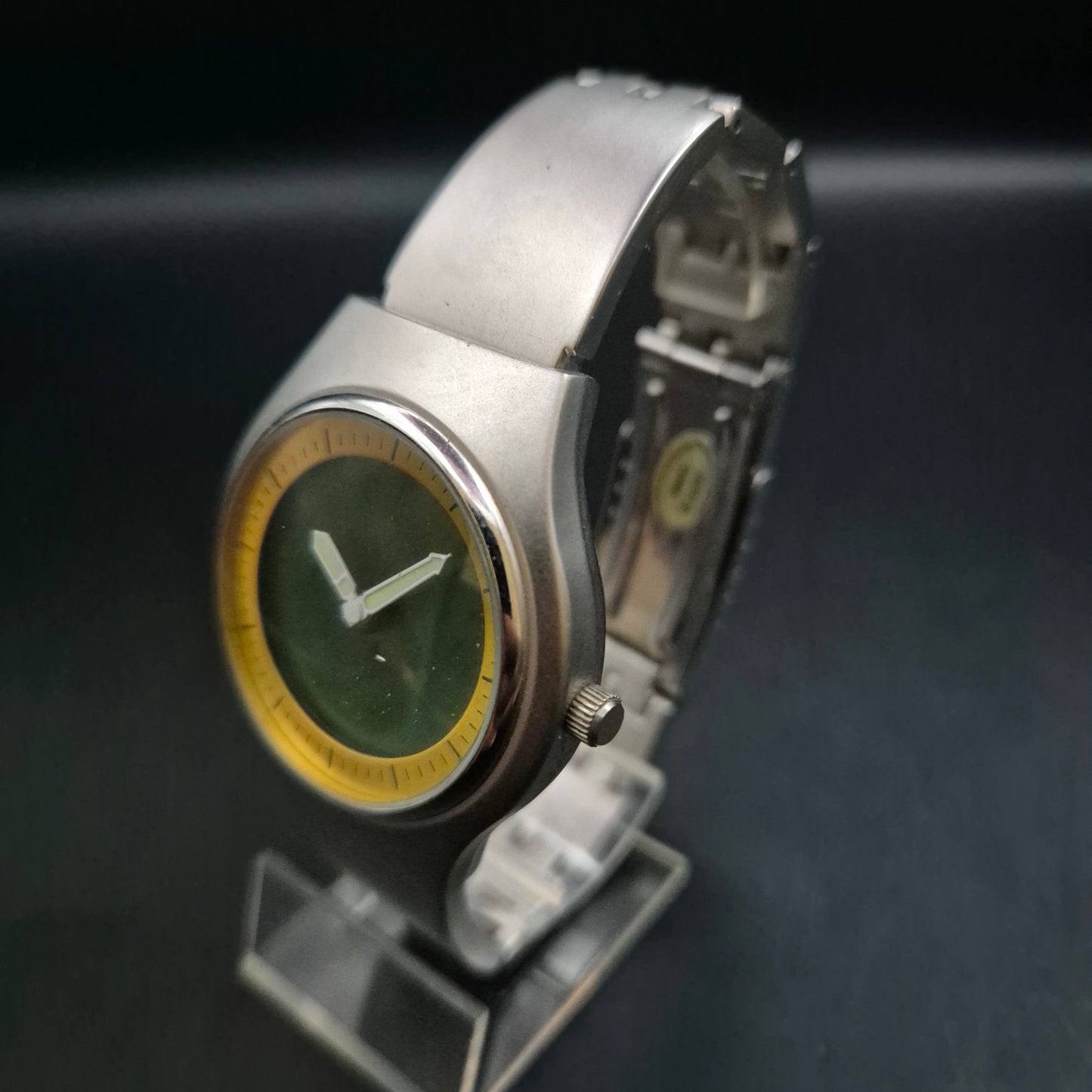 Extravagante Damen Uhr – Olive-Gelbes Pop-Art Zifferblatt