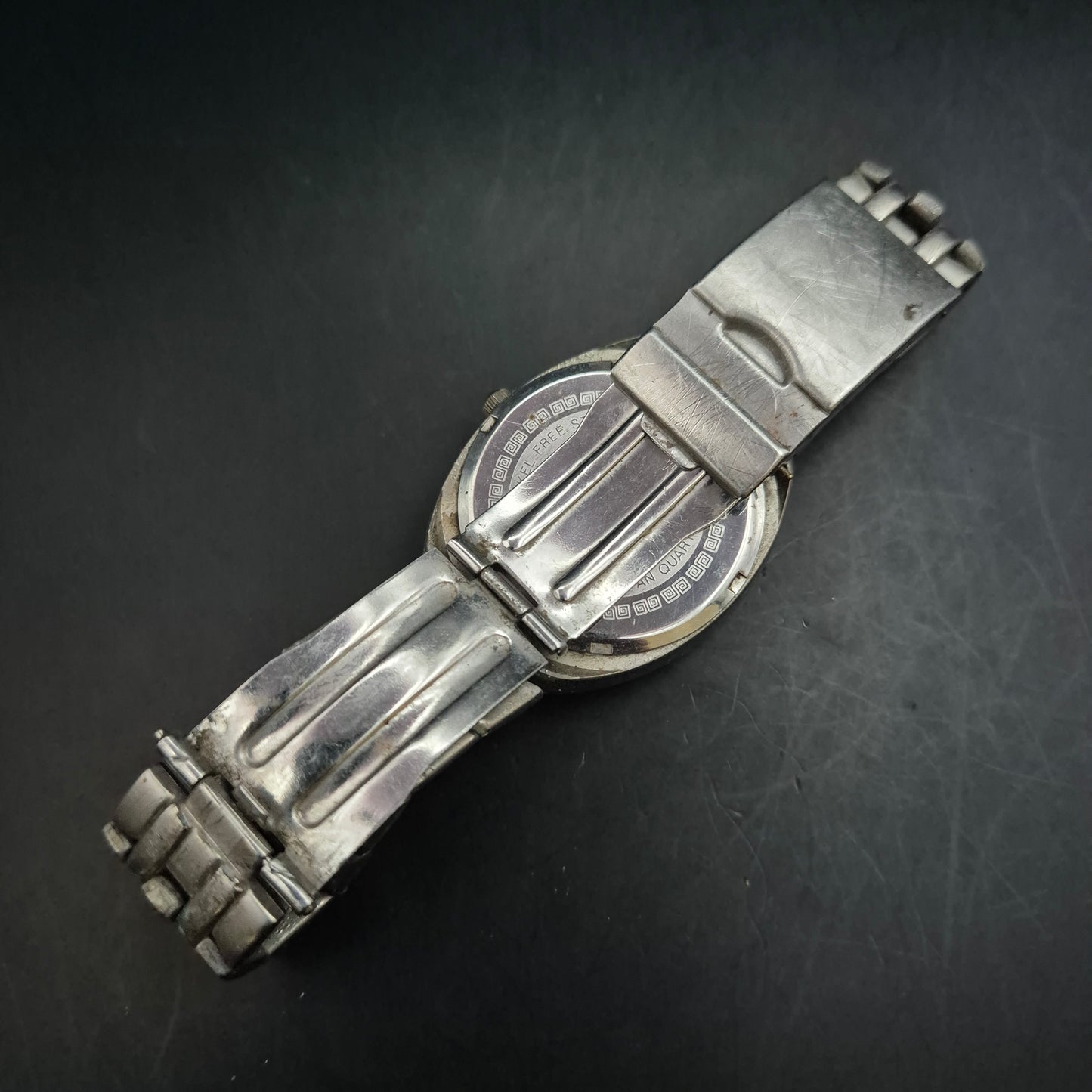 JD Dani Mor Damen Uhr – Extravagantes Logo-Design