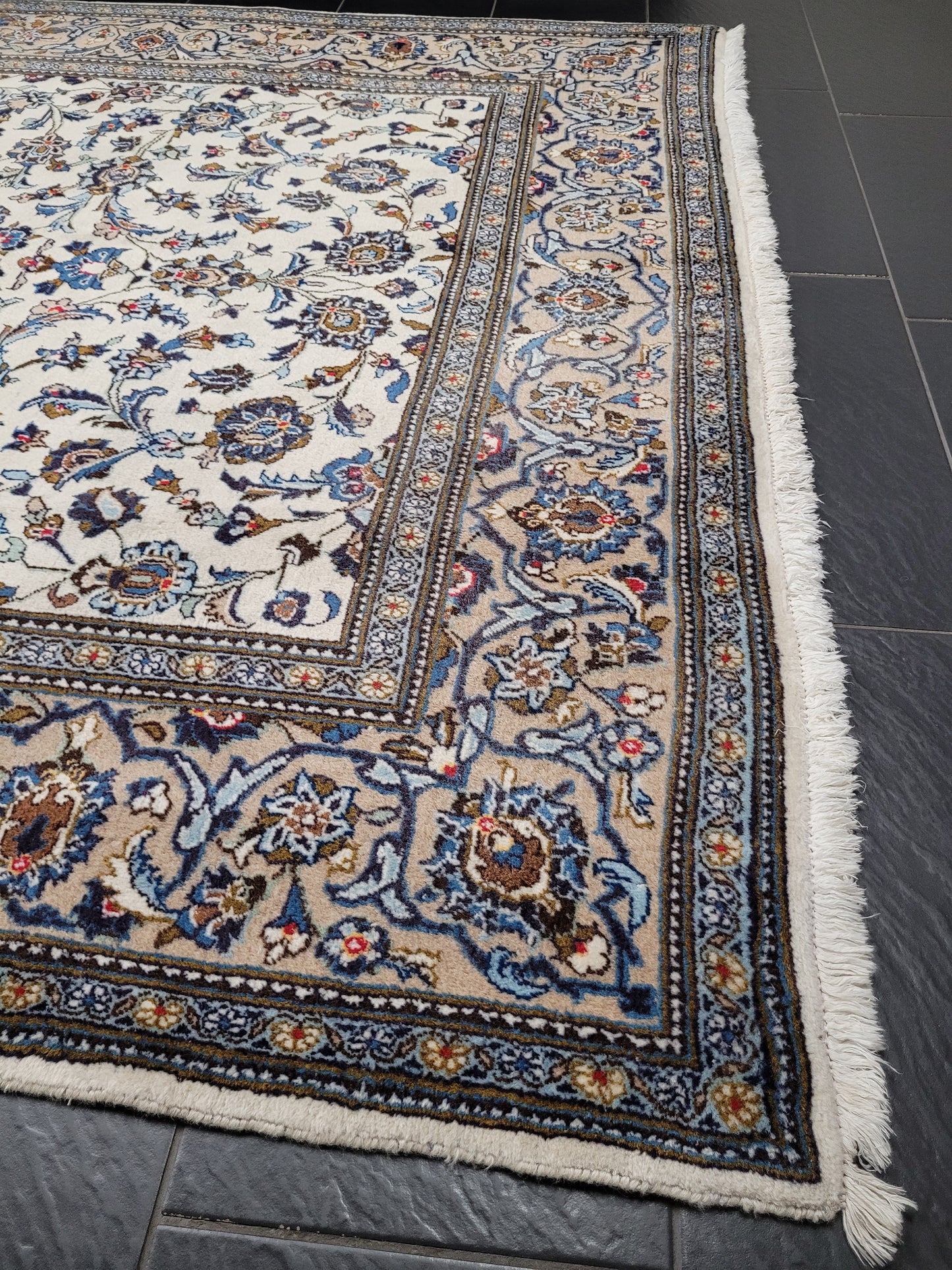 Keshan – Handgeknüpfter Orientteppich aus reiner Schurwolle – 300 × 195 cm