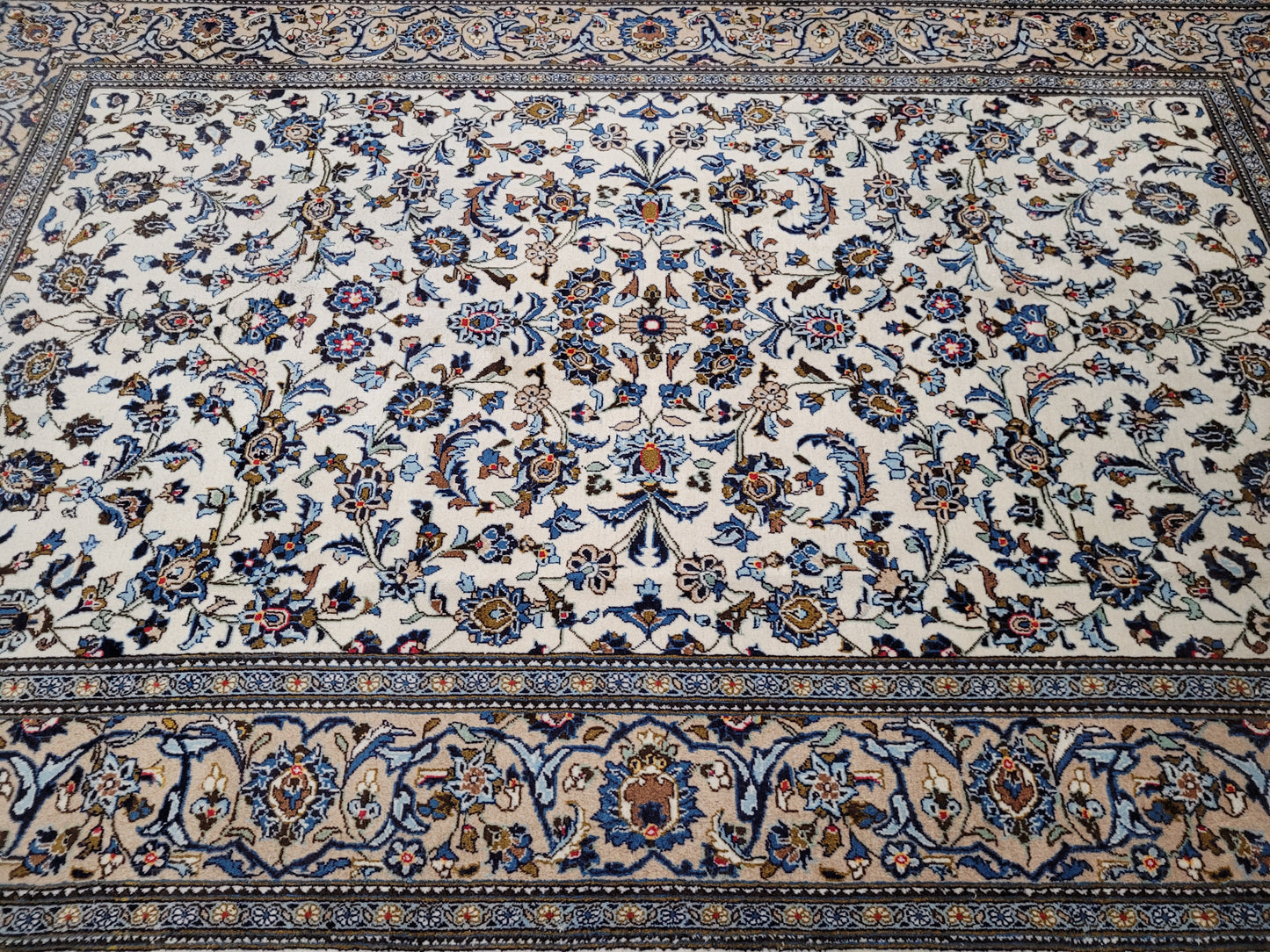 Keshan – Handgeknüpfter Orientteppich aus reiner Schurwolle – 300 × 195 cm