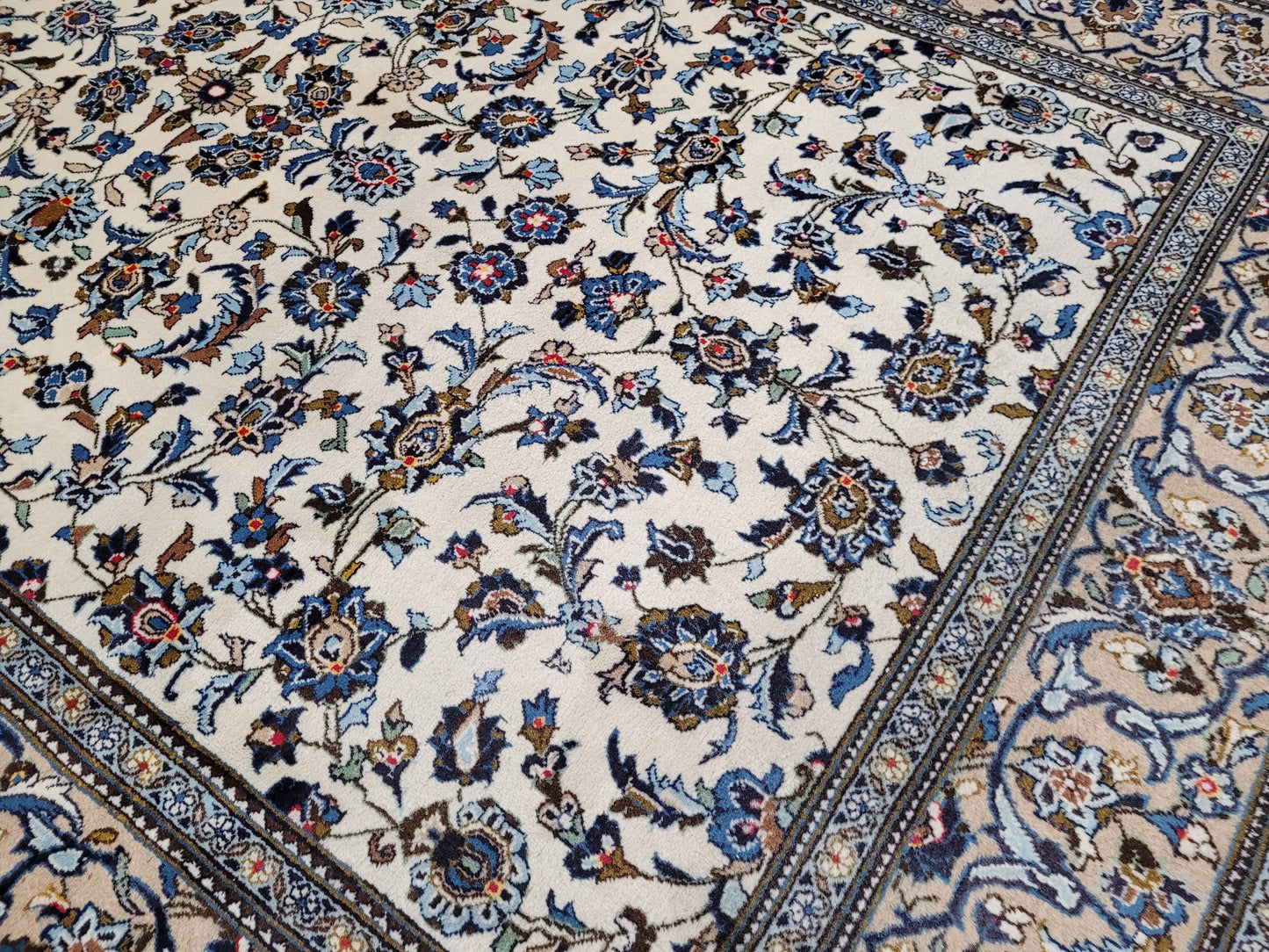 Keshan – Handgeknüpfter Orientteppich aus reiner Schurwolle – 300 × 195 cm