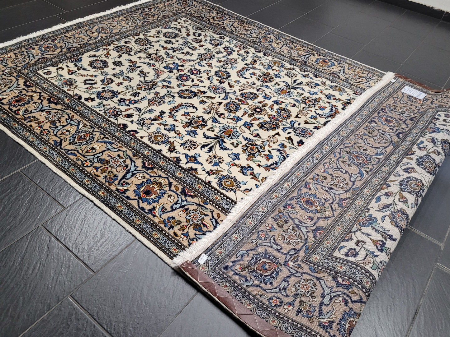 Keshan – Handgeknüpfter Orientteppich aus reiner Schurwolle – 300 × 195 cm