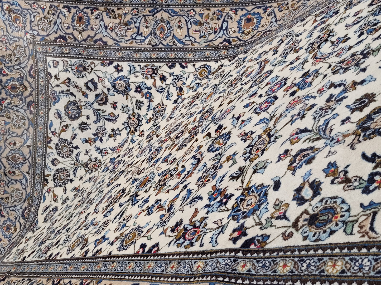 Keshan – Handgeknüpfter Orientteppich aus reiner Schurwolle – 300 × 195 cm